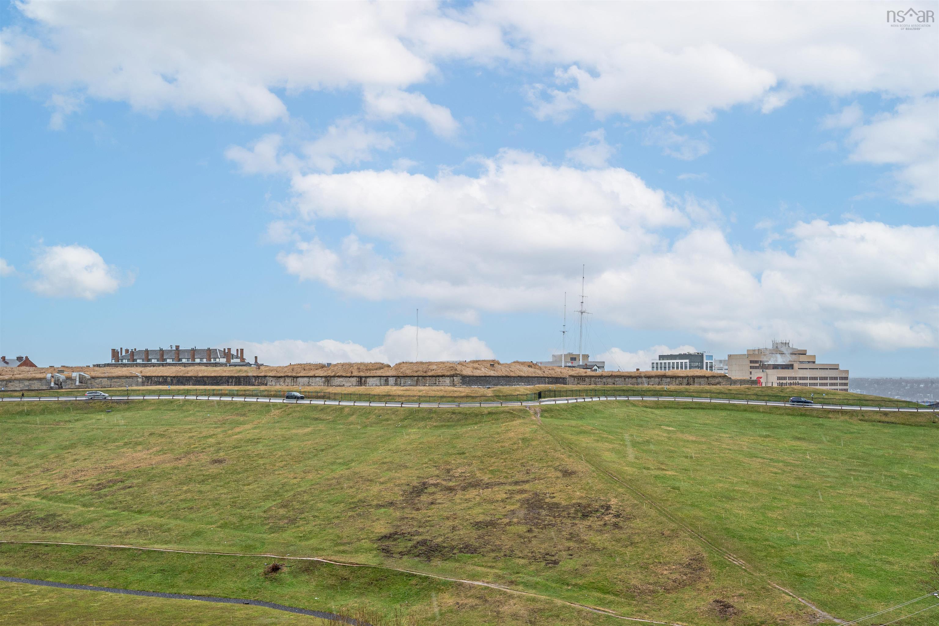 808 1585 South Park Street, Halifax, NS (MLS 202608013)