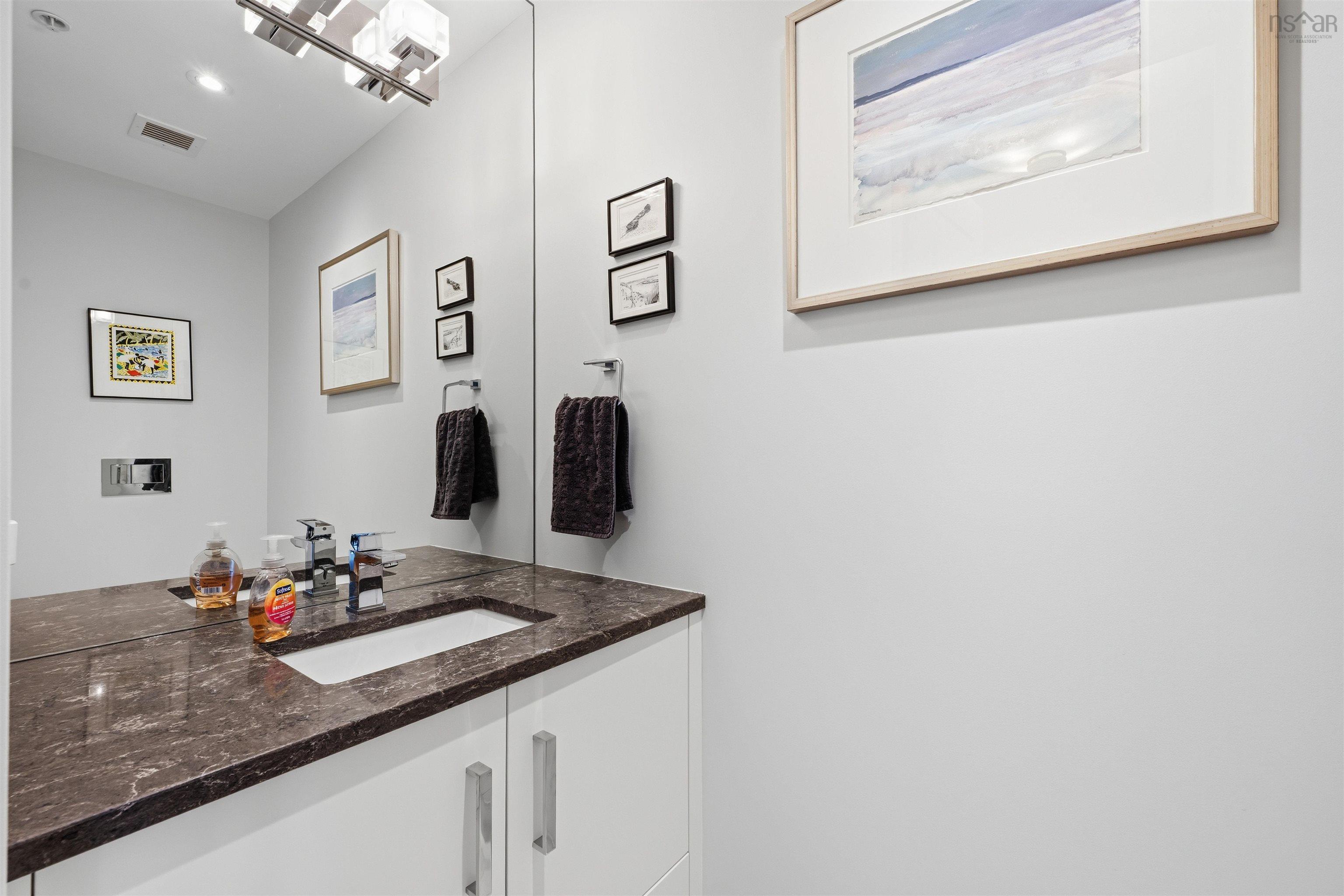 808 1585 South Park Street, Halifax, NS (MLS 202608013)