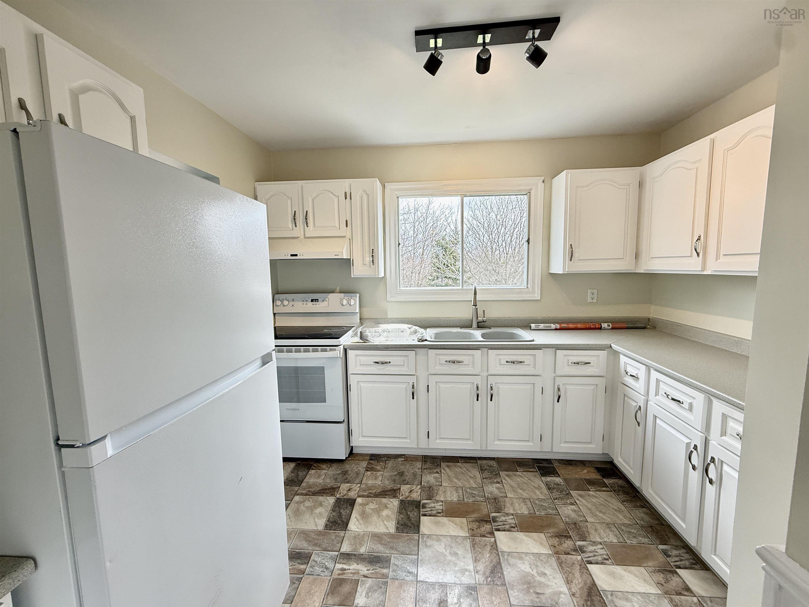 381 Arklow Drive, Cole Harbour, NS (MLS 202608018)