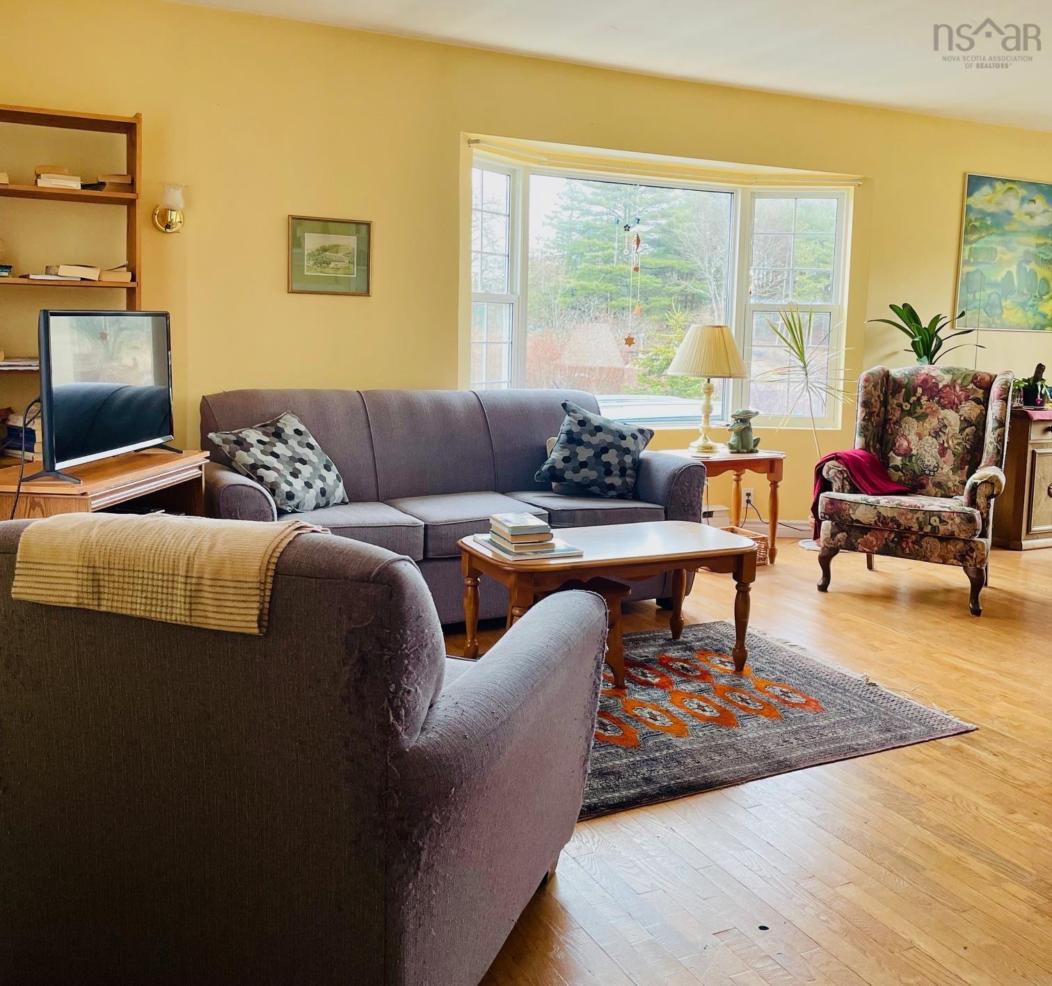 $475,000.00: 63 Knickle Road, Lunenburg