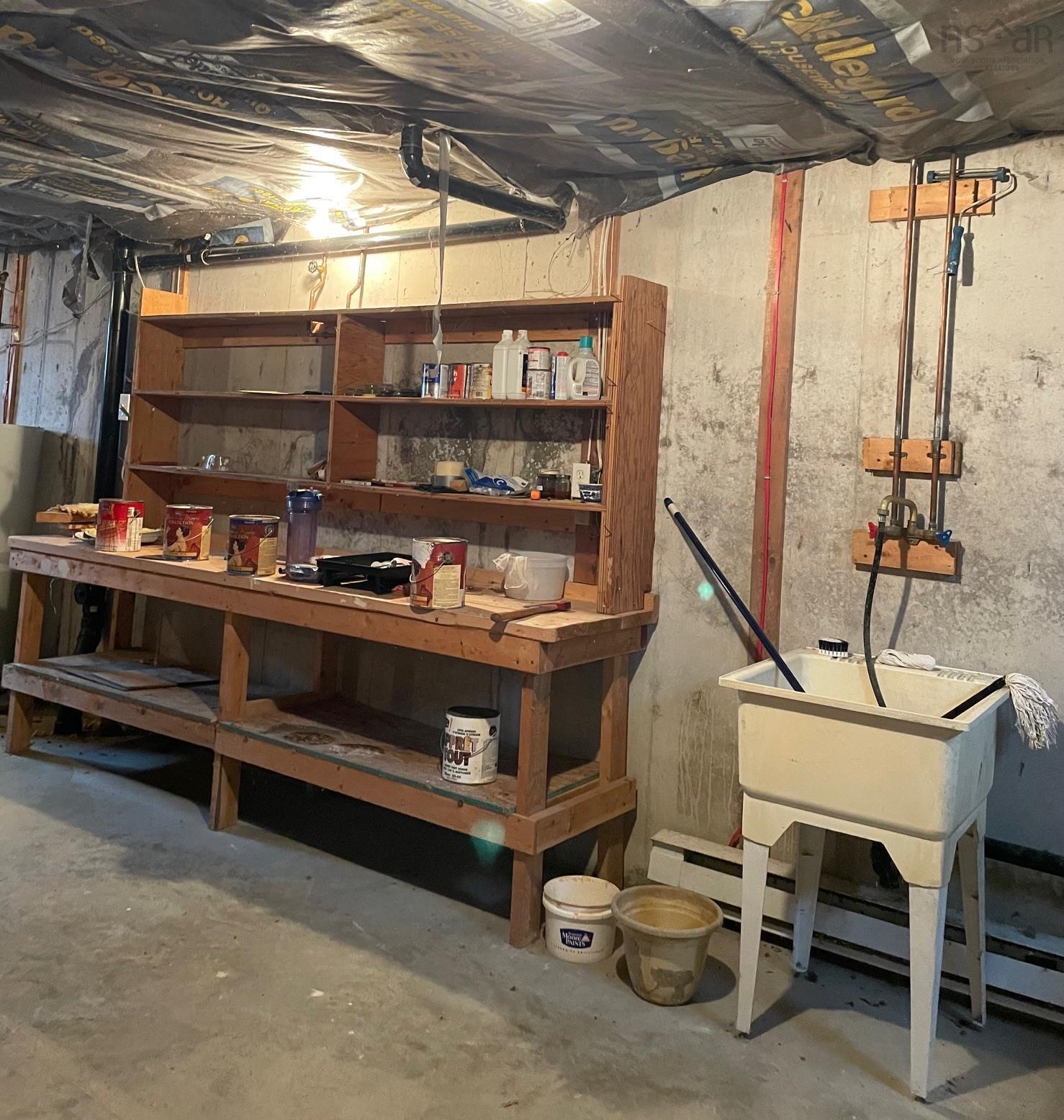 $475,000.00: 63 Knickle Road, Lunenburg