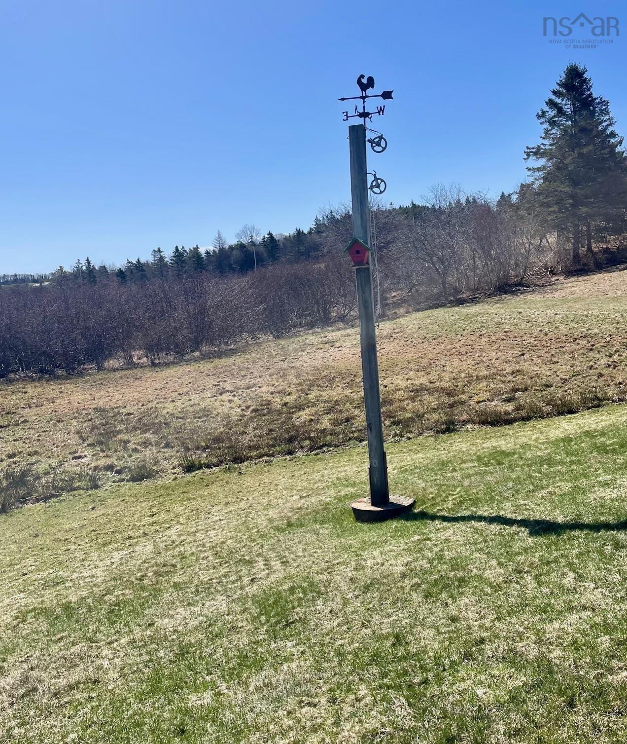 $475,000.00: 63 Knickle Road, Lunenburg