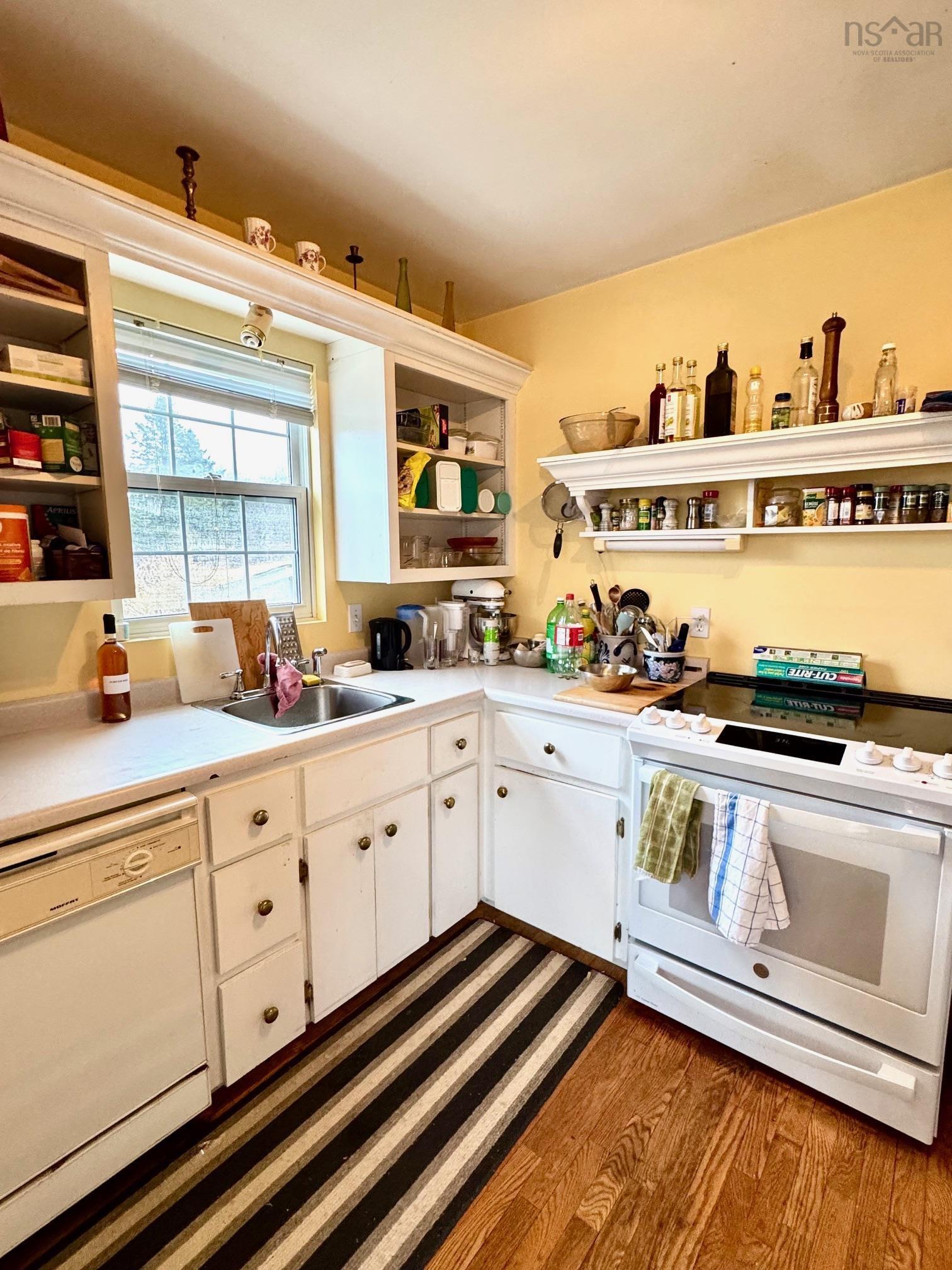 $475,000.00: 63 Knickle Road, Lunenburg