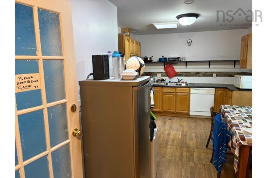 $1,350,000.00: 6411 6433 6415 Quinpool Road, Halifax