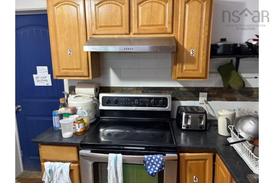 $1,350,000.00: 6411 6433 6415 Quinpool Road, Halifax