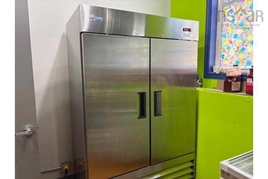 $1,350,000.00: 6411 6433 6415 Quinpool Road, Halifax