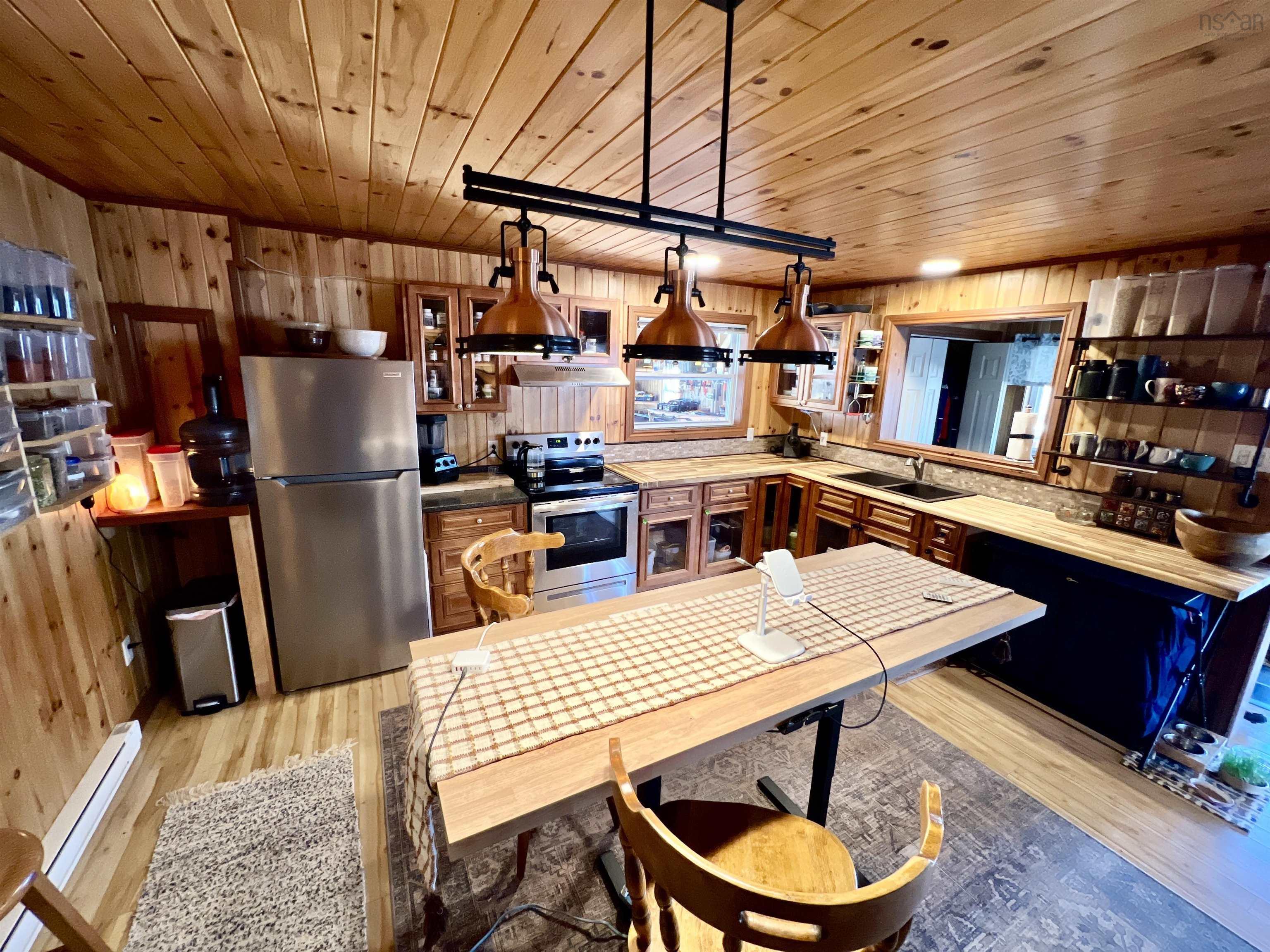 $414,900.00: 7 Lances Lane, D