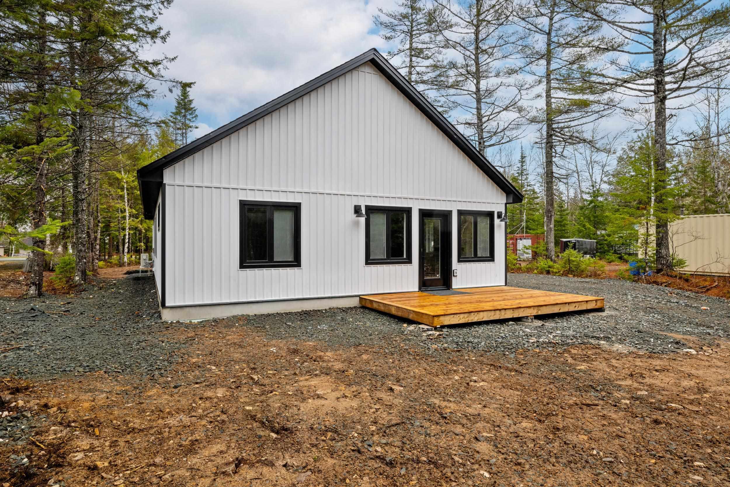 $474,900.00: 977 Cooks Brook Road, Cooks Brook