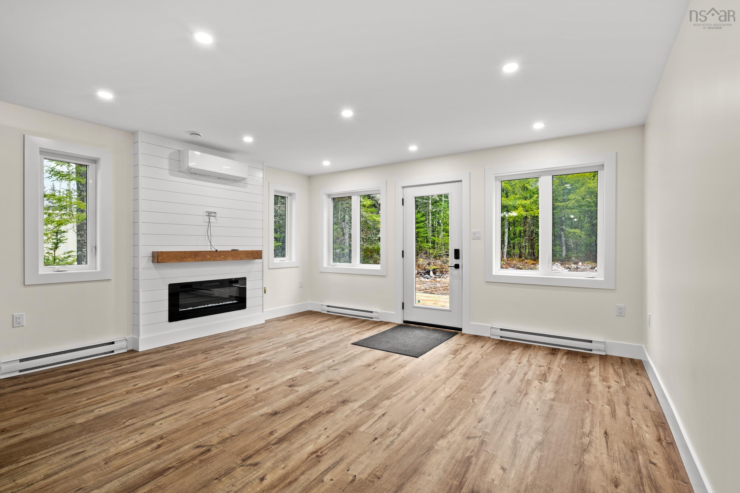 $474,900.00: 977 Cooks Brook Road, Cooks Brook