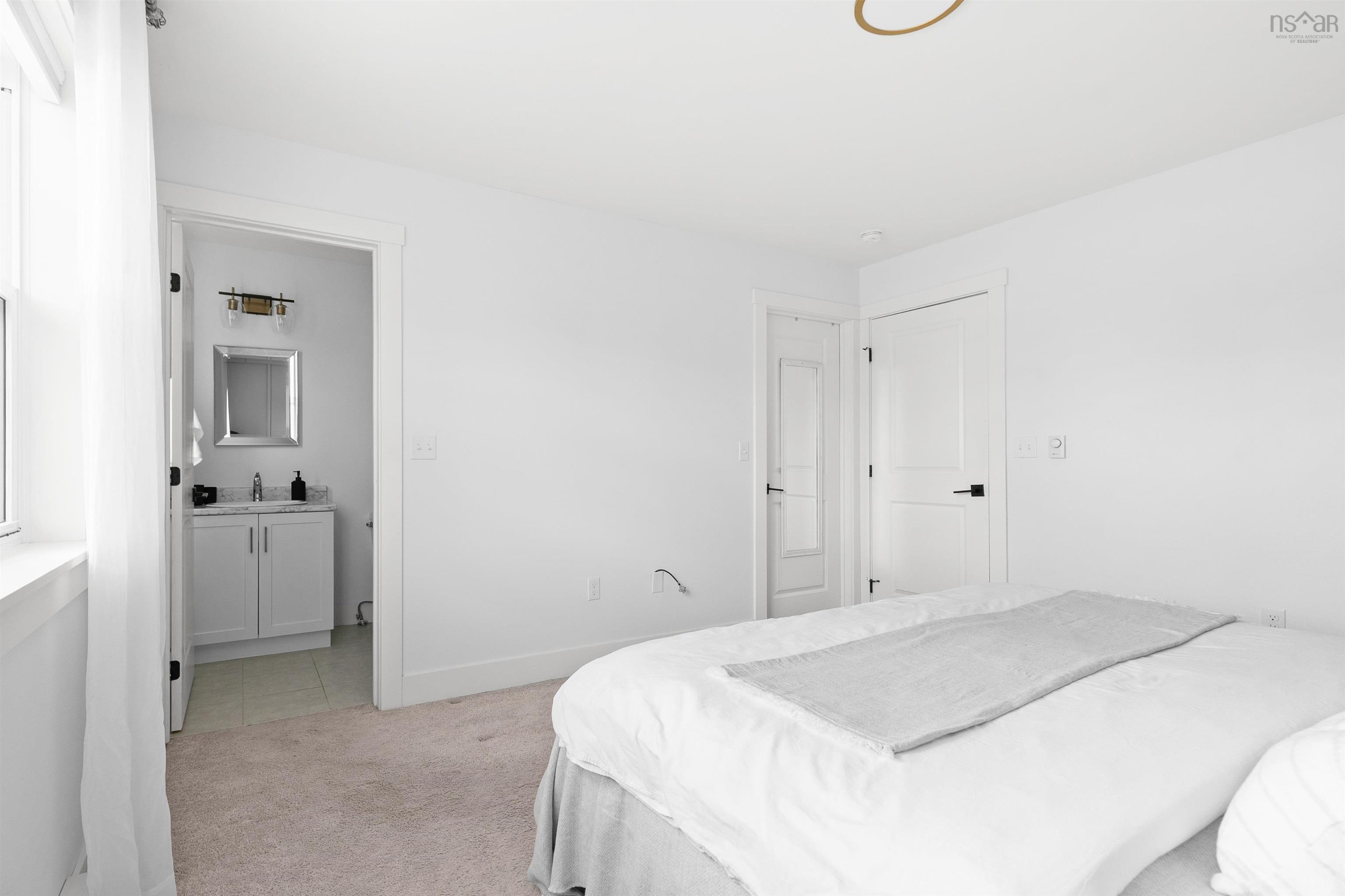 $679,900.00: 33 Brick Lane, Halifax