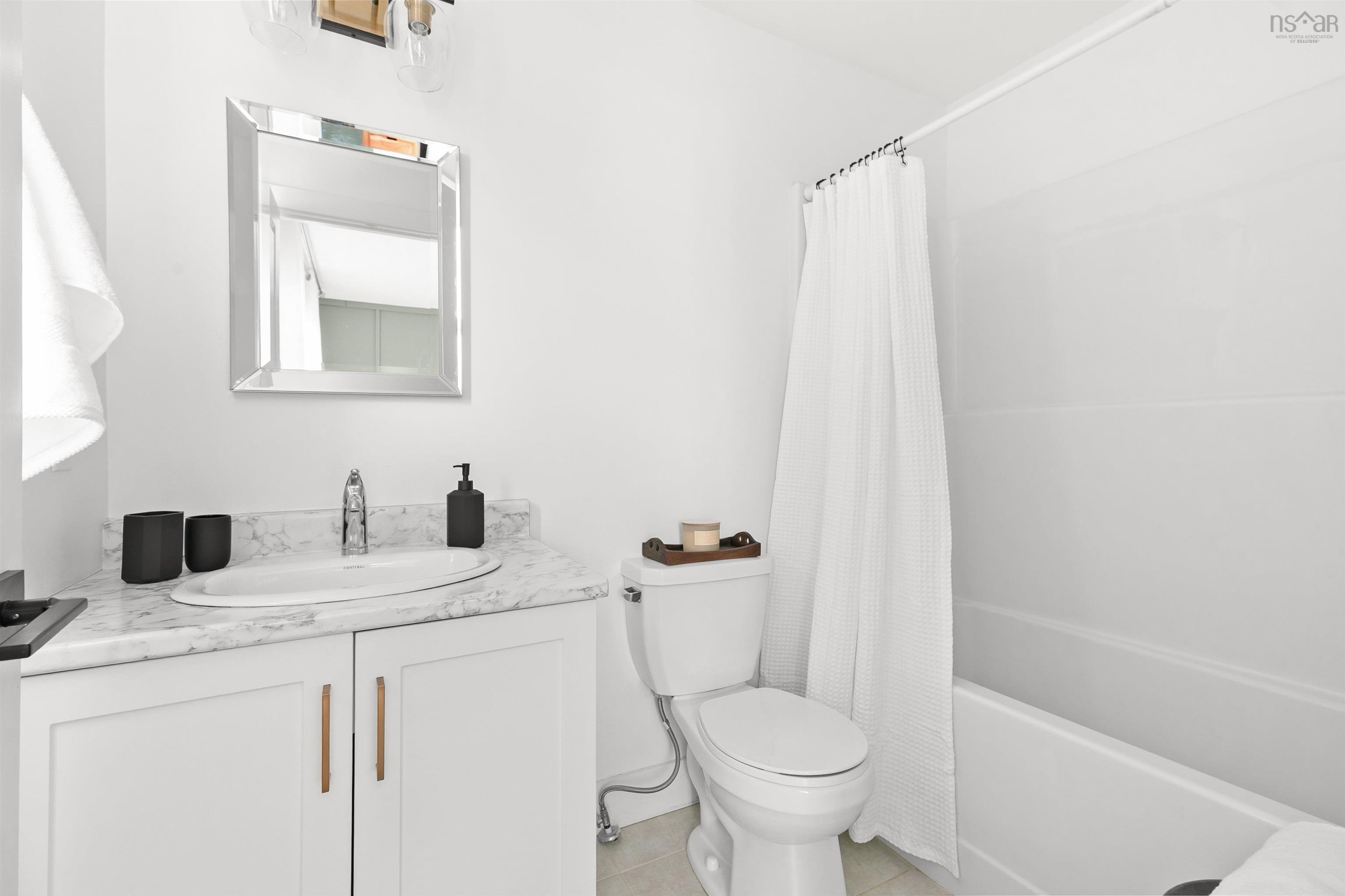 $679,900.00: 33 Brick Lane, Halifax