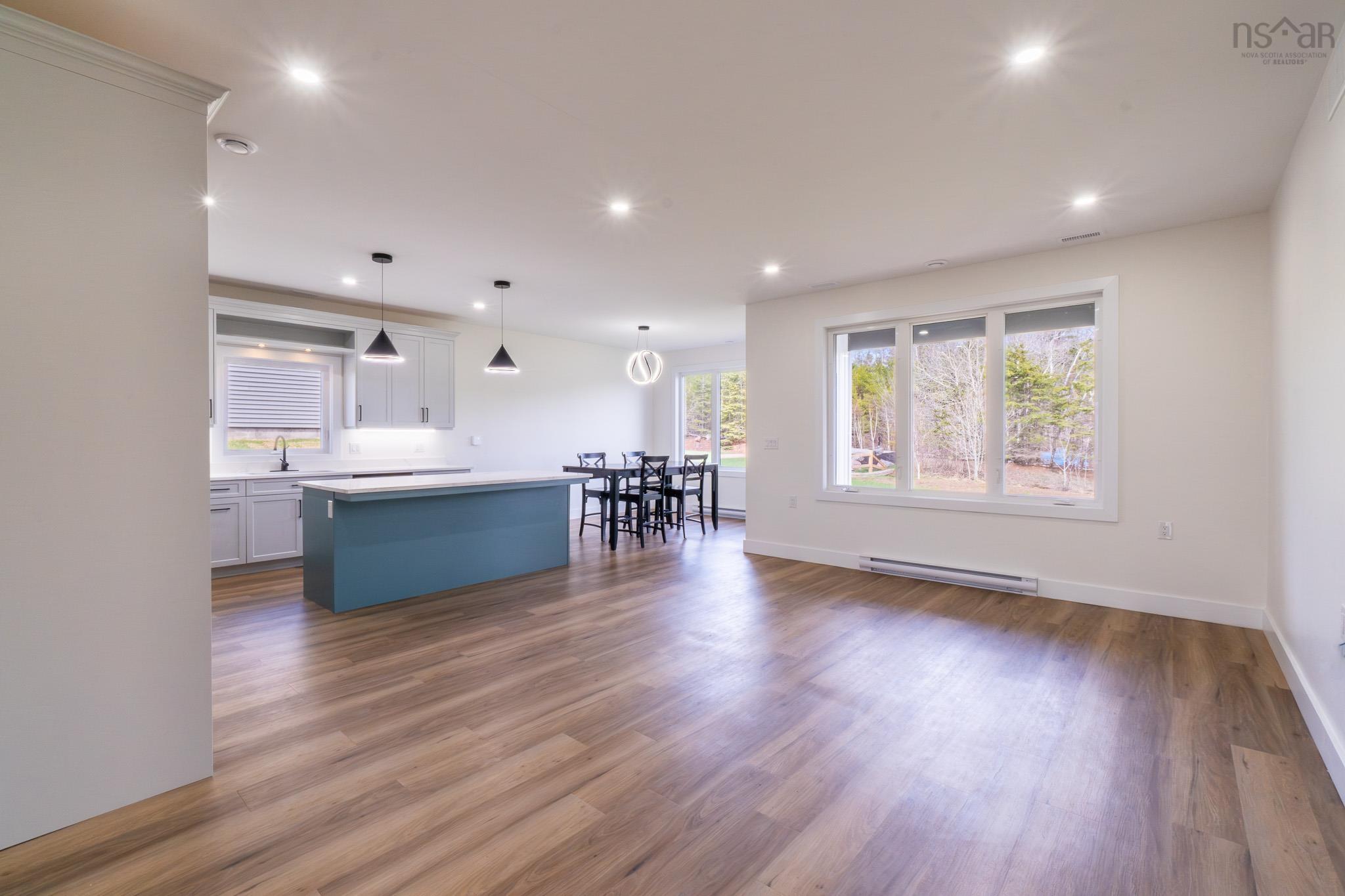 $675,000.00: 18 Mallard Avenue, Canaan