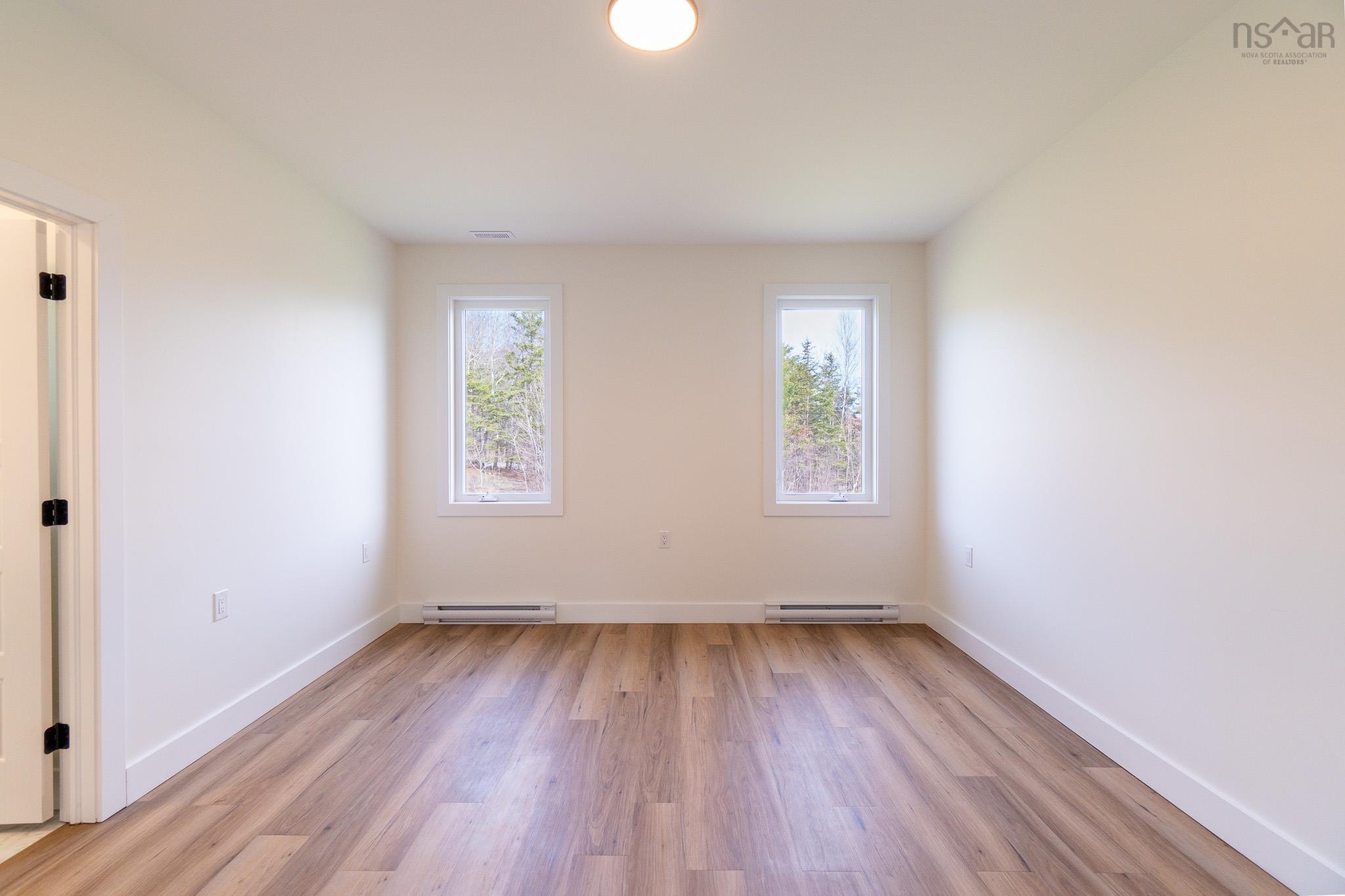 $675,000.00: 18 Mallard Avenue, Canaan