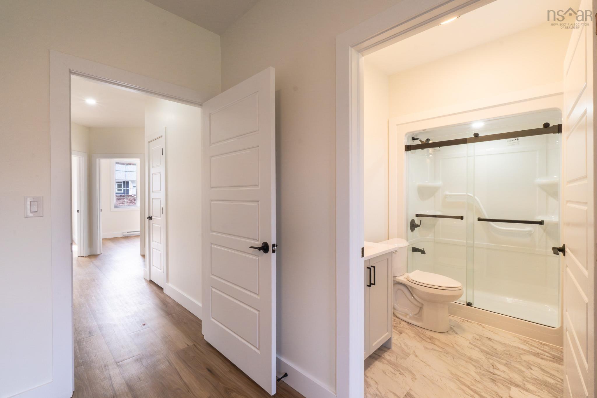 $675,000.00: 18 Mallard Avenue, Canaan