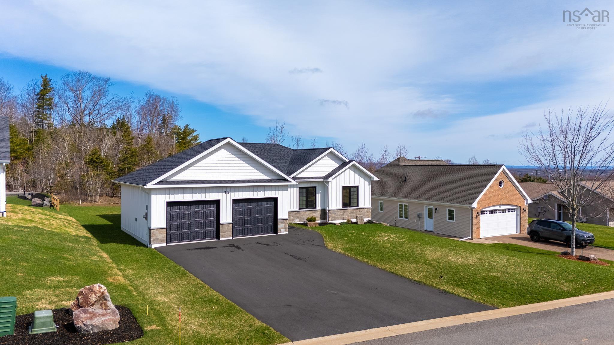 $675,000.00: 18 Mallard Avenue, Canaan