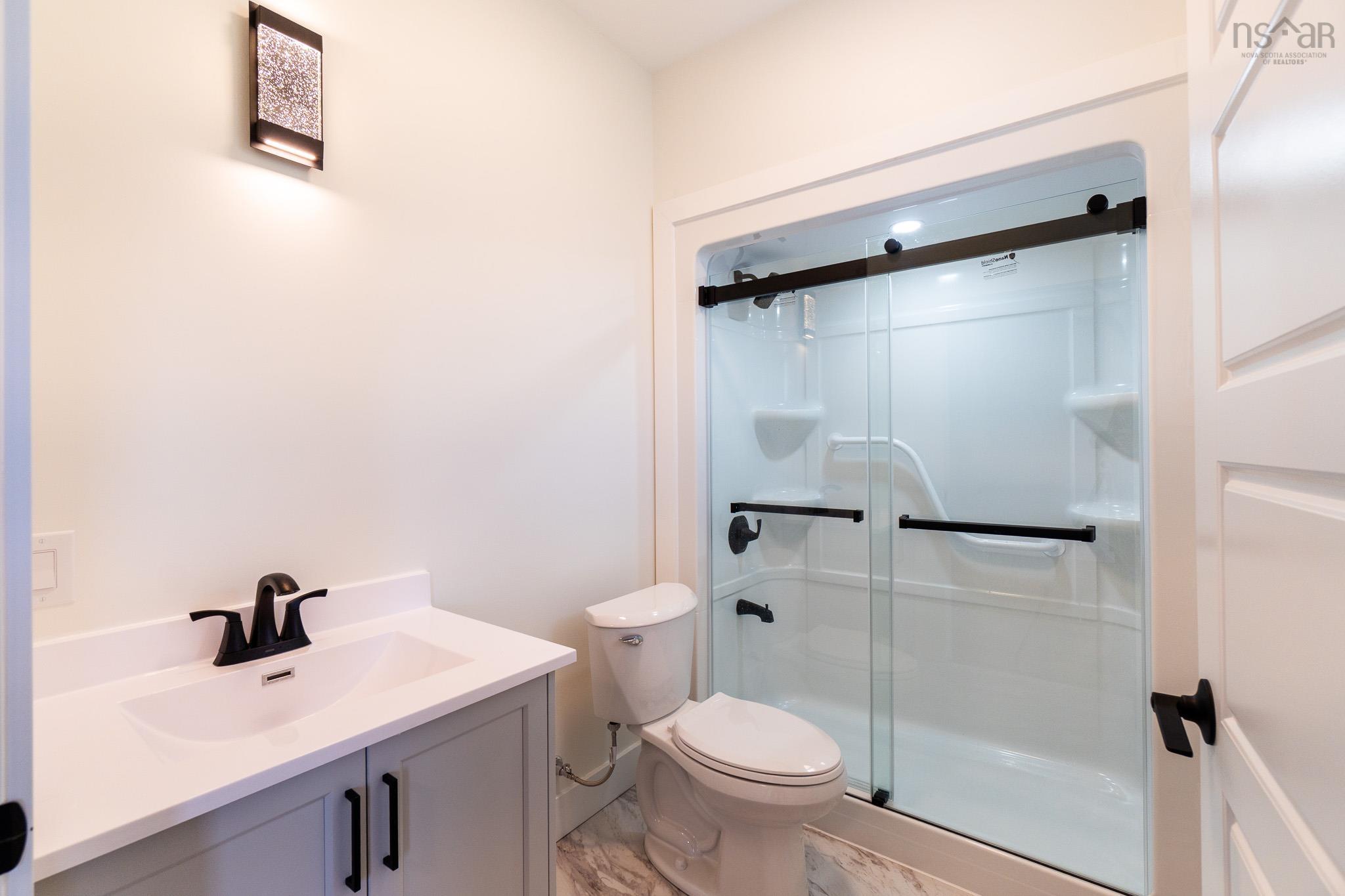 $675,000.00: 18 Mallard Avenue, Canaan