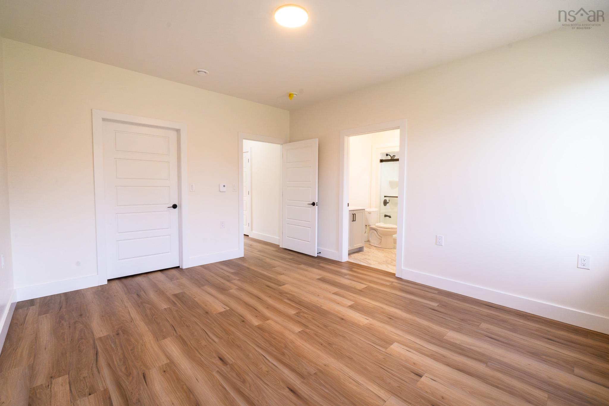 $675,000.00: 18 Mallard Avenue, Canaan