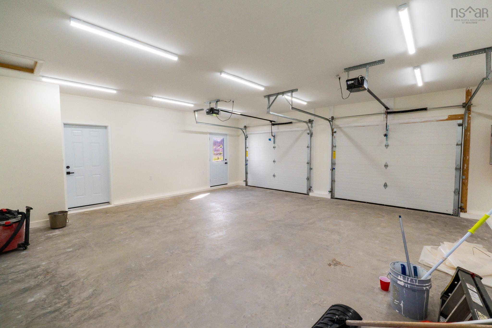 $675,000.00: 18 Mallard Avenue, Canaan