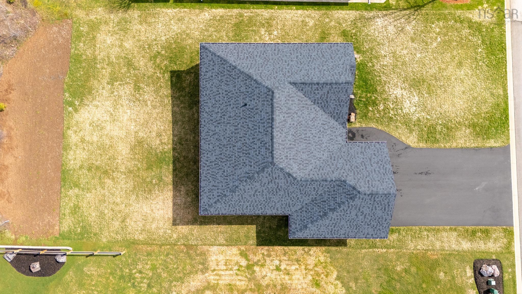 $675,000.00: 18 Mallard Avenue, Canaan