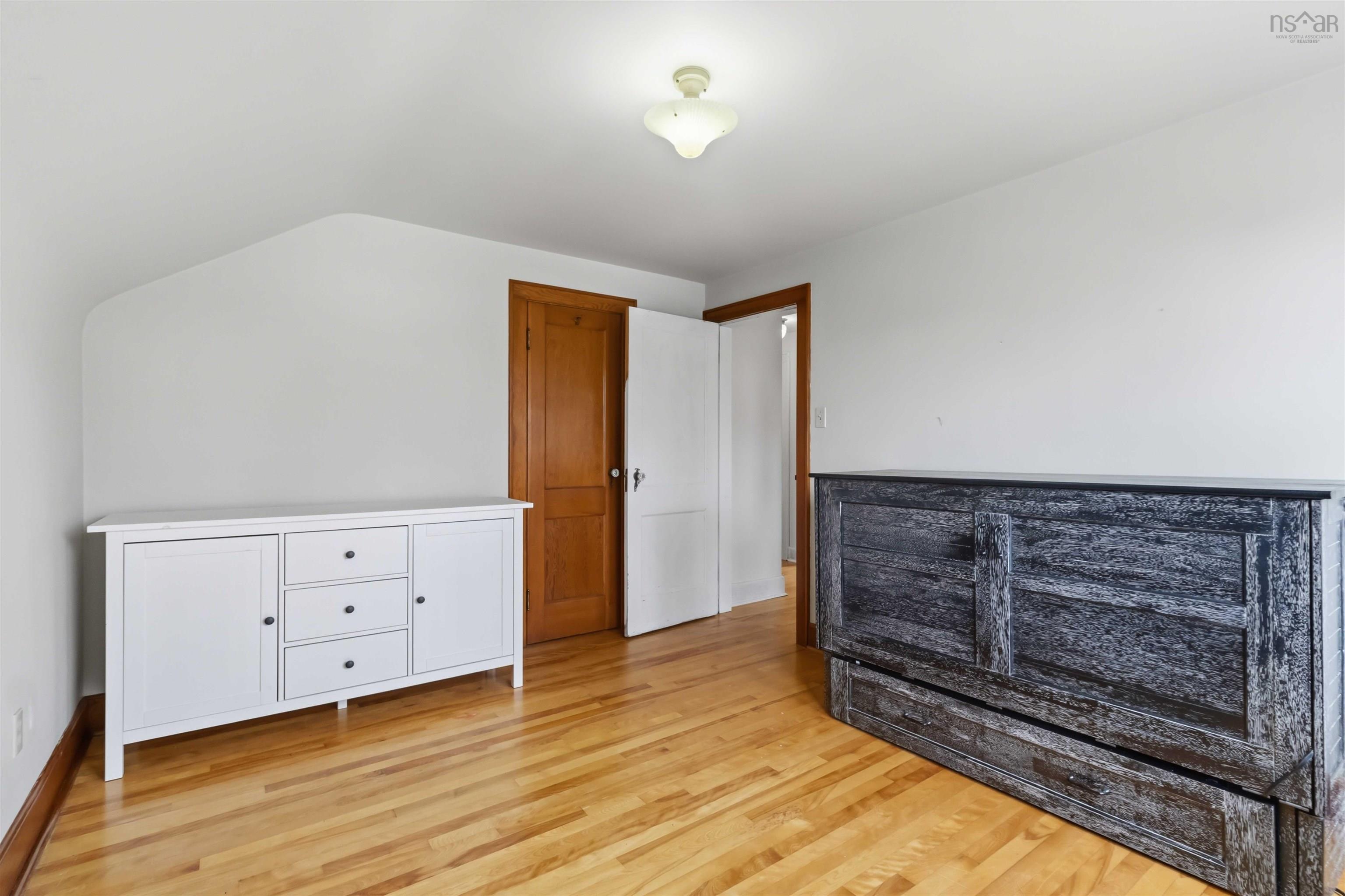 $839,900.00: 1662 Walnut Street, Halifax