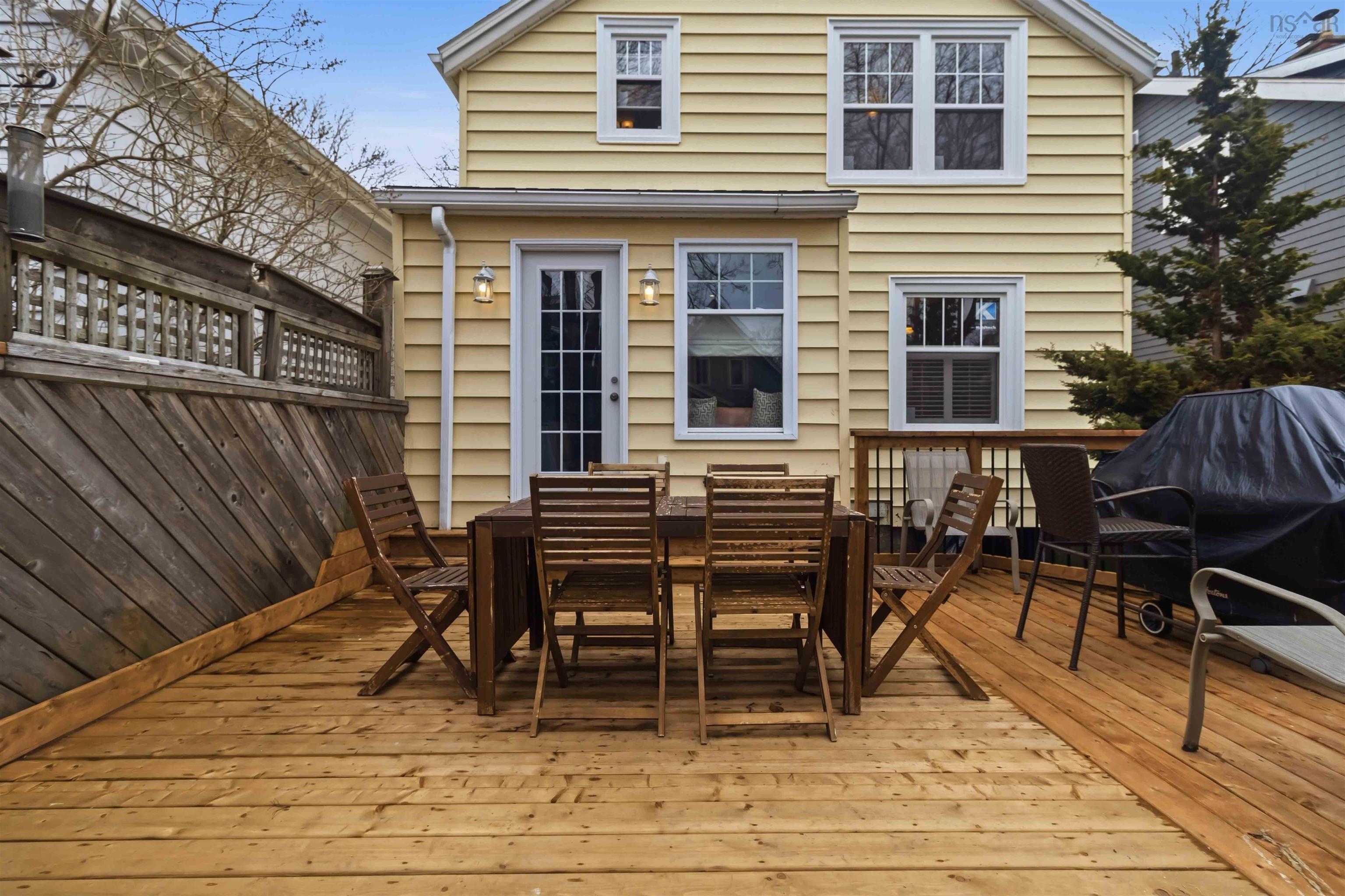 $839,900.00: 1662 Walnut Street, Halifax