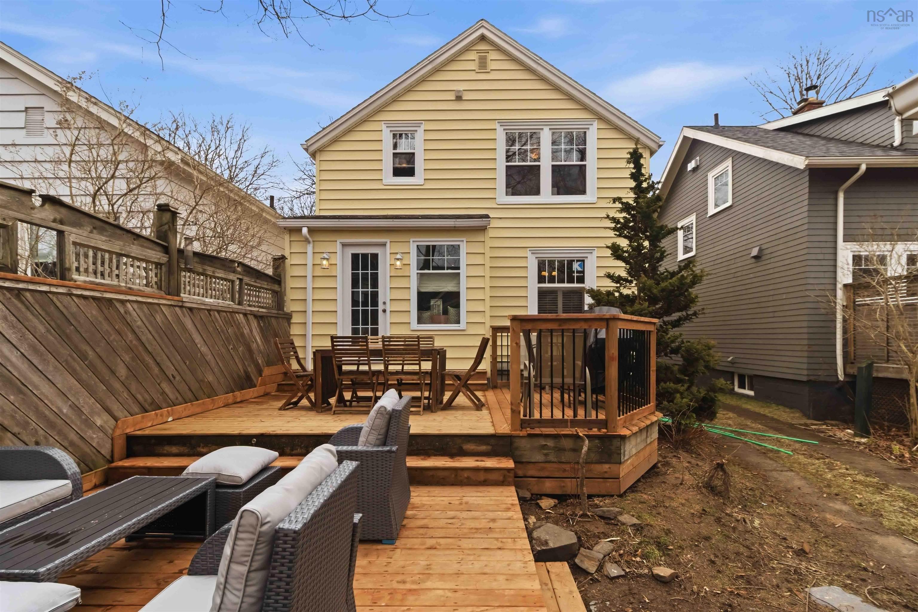 $839,900.00: 1662 Walnut Street, Halifax