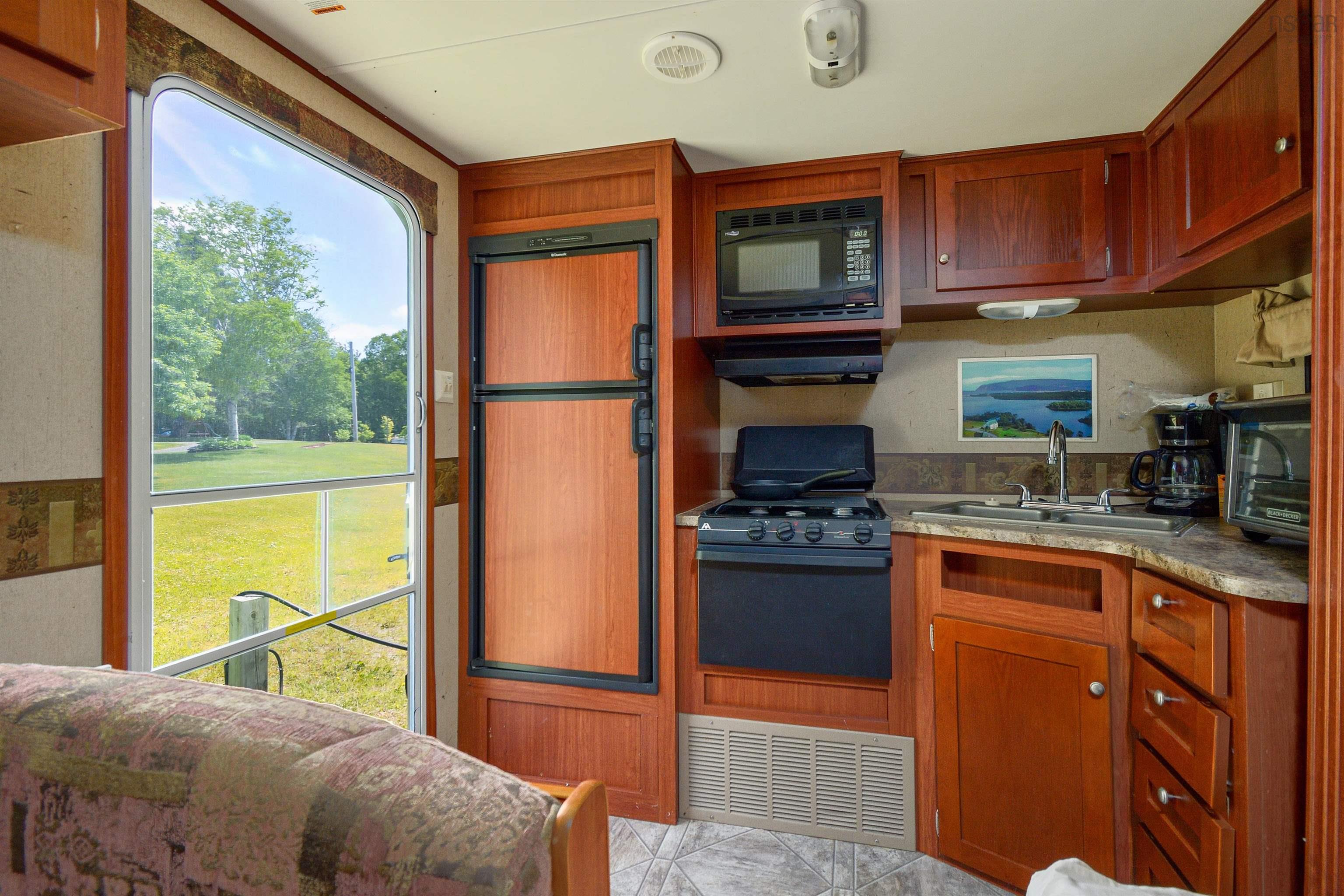 $549,000.00: 11217 Kempt Head Road, Boularderie Centre