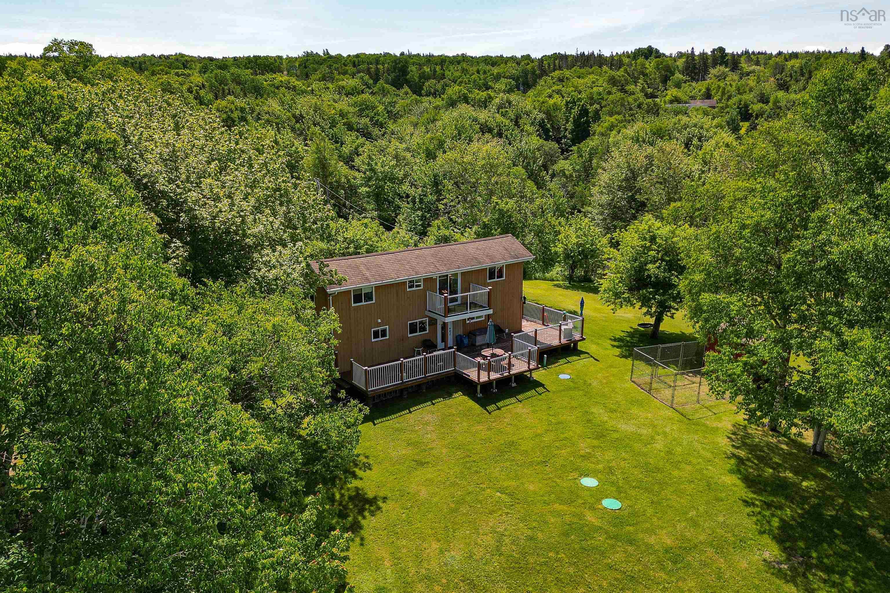 $549,000.00: 11217 Kempt Head Road, Boularderie Centre