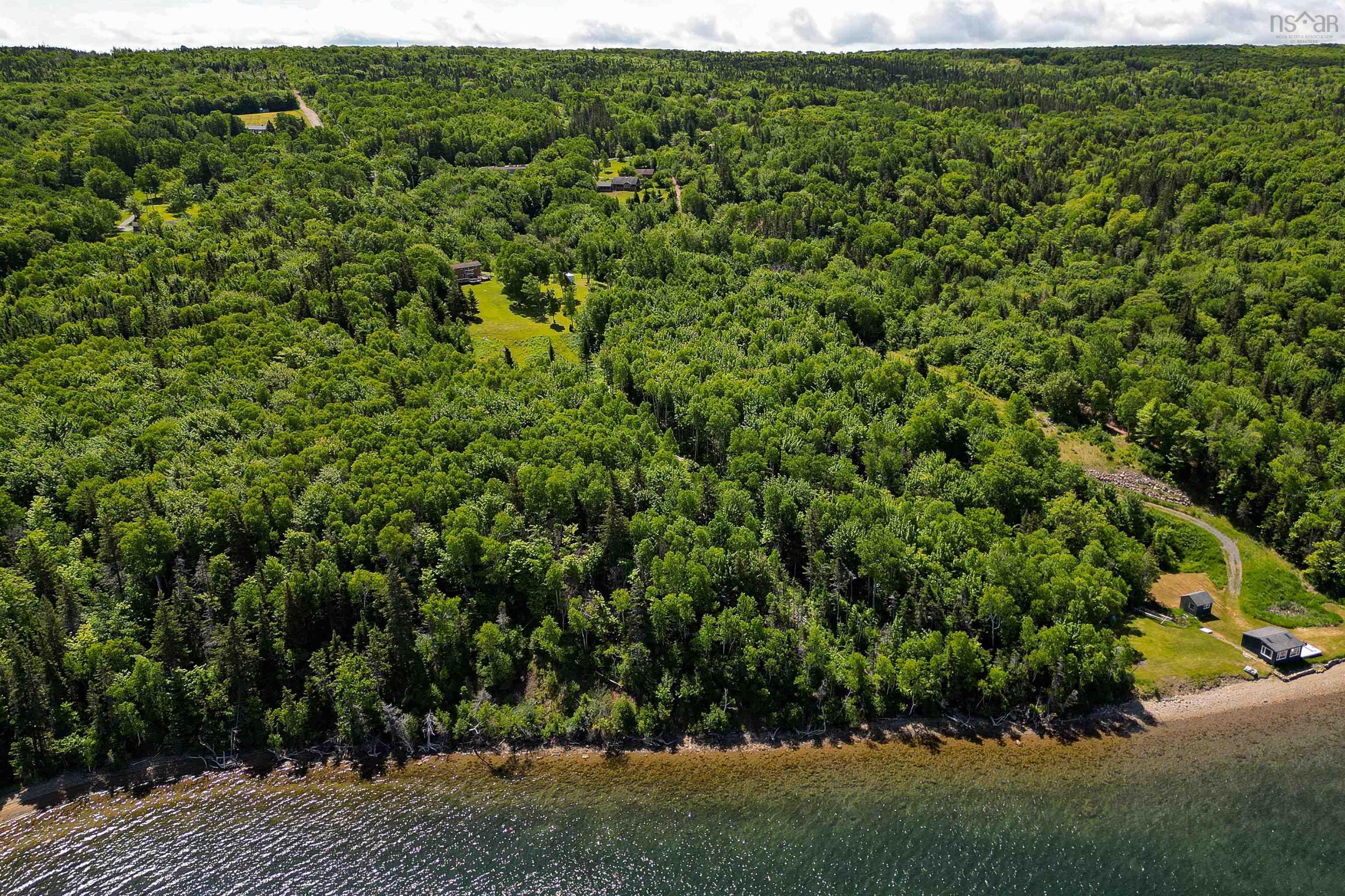 $549,000.00: 11217 Kempt Head Road, Boularderie Centre