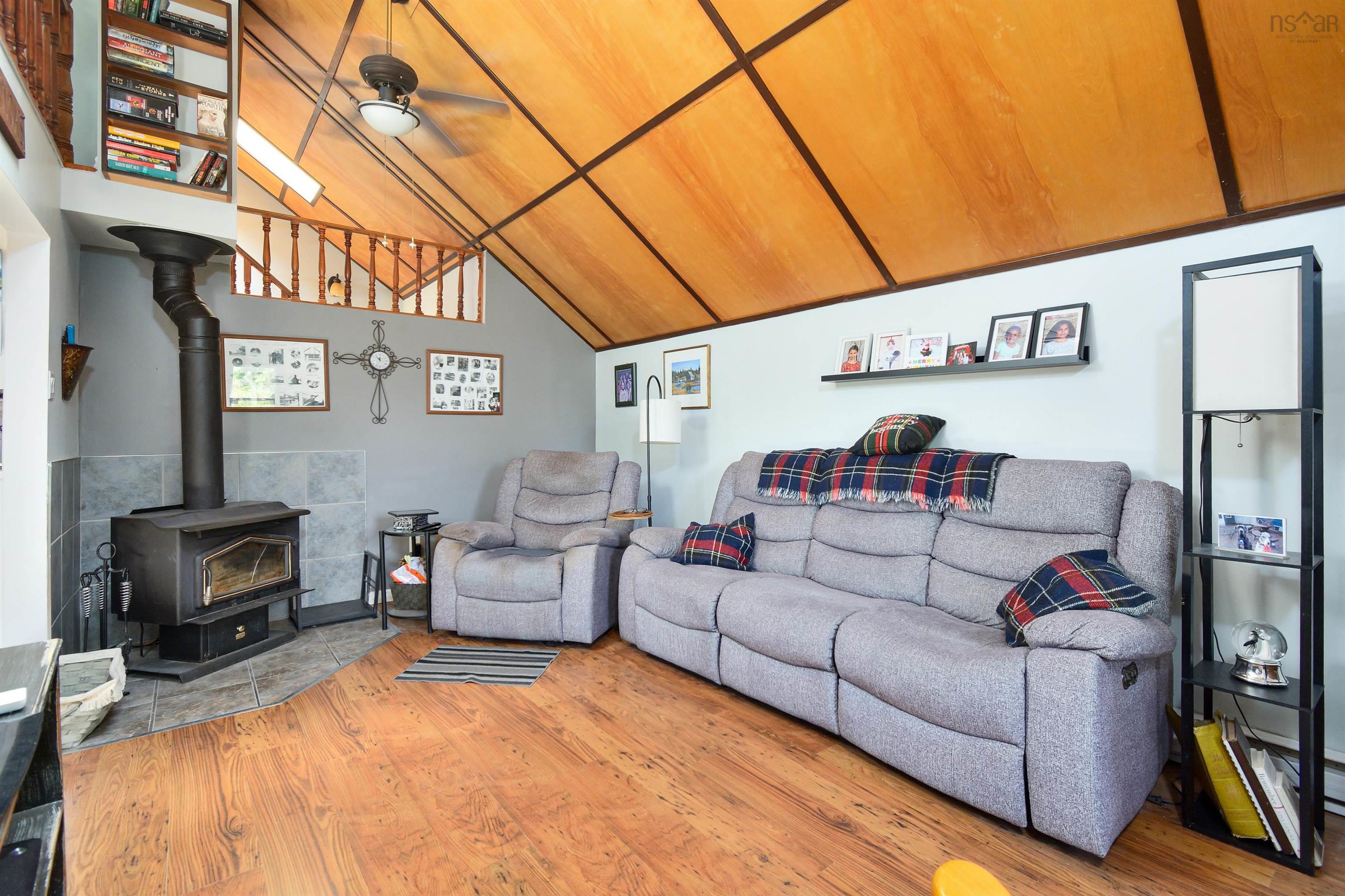 $549,000.00: 11217 Kempt Head Road, Boularderie Centre