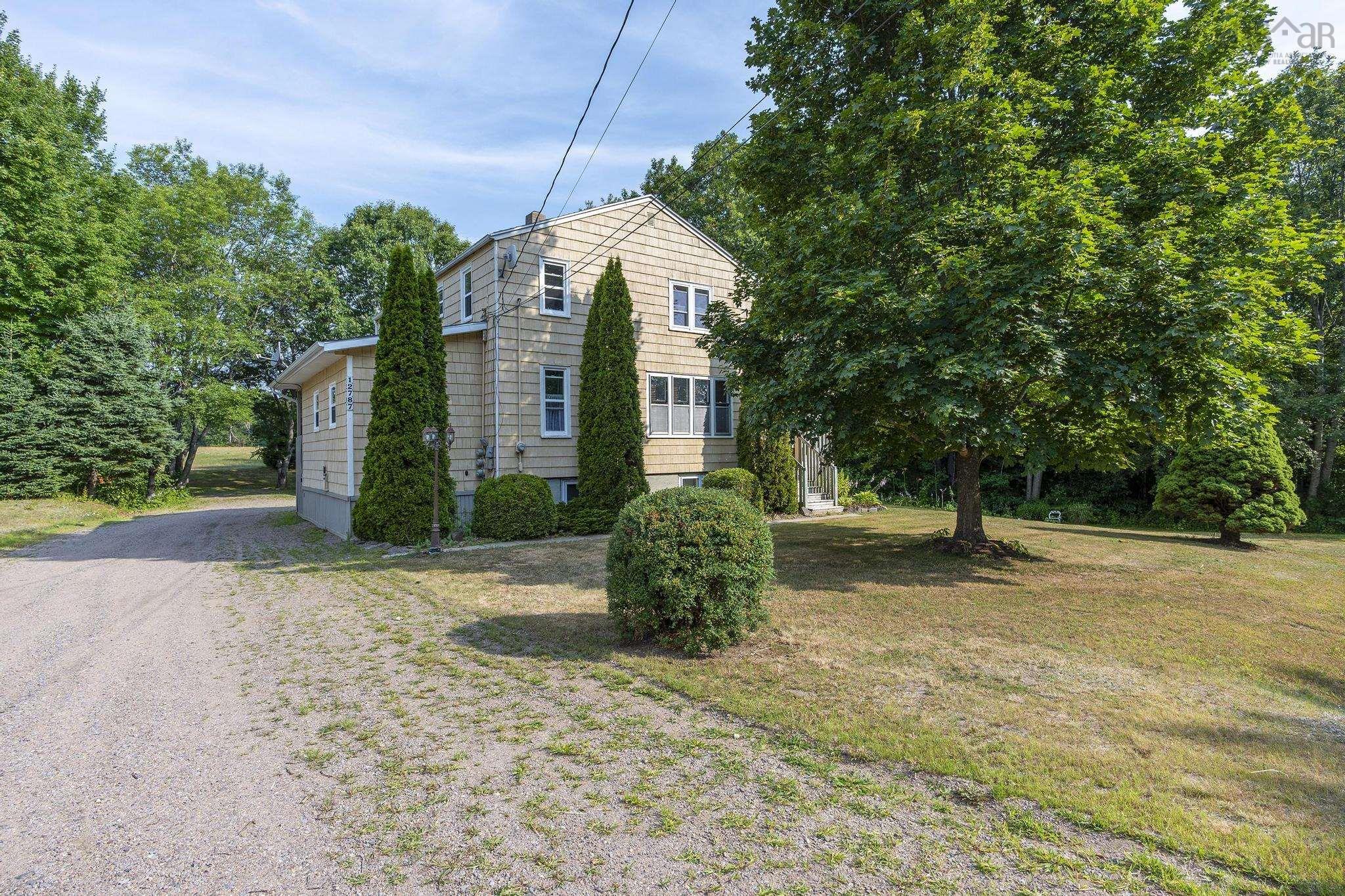 $365,000.00: 12787 Highway 1, Brickton