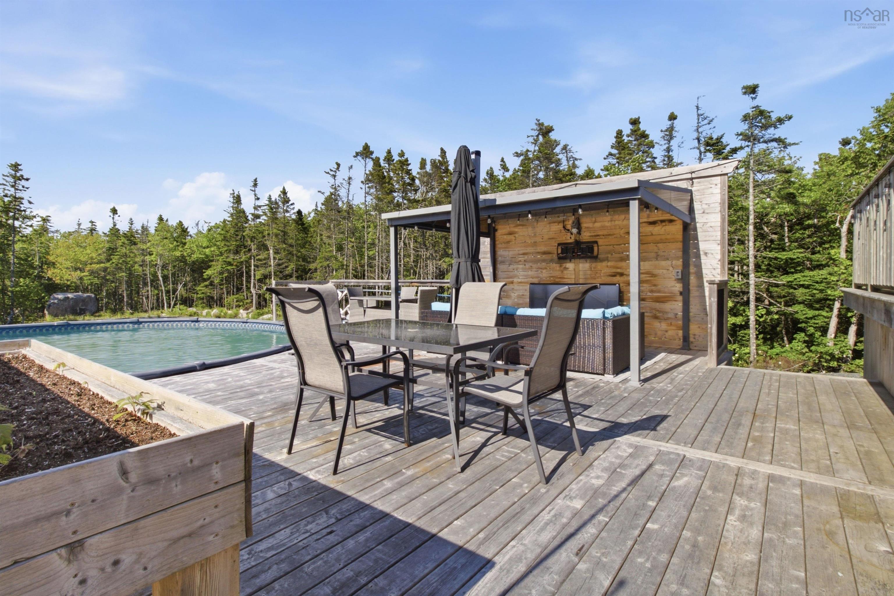 $689,900.00: 173 Portovista Drive, Portuguese Cove