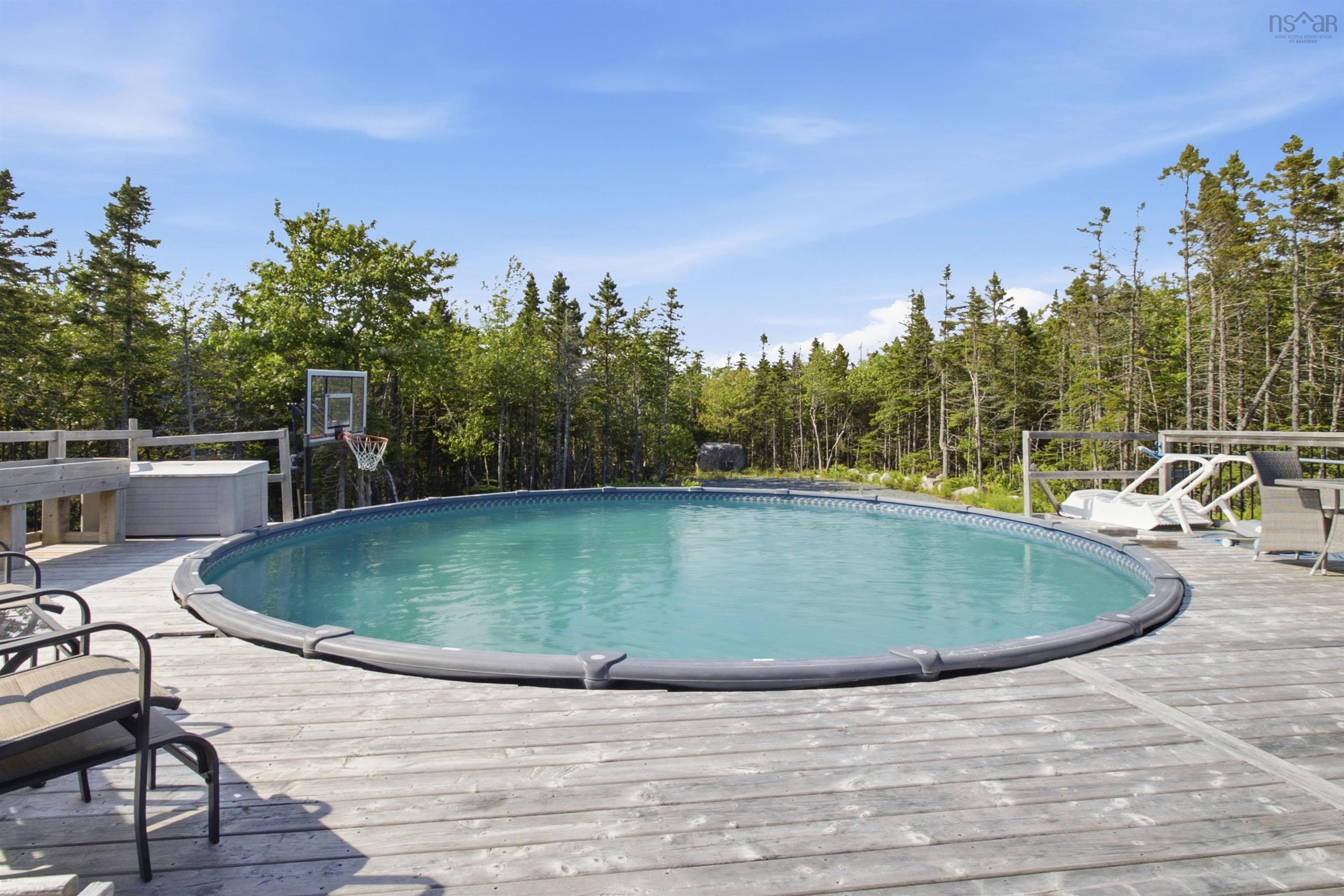 $689,900.00: 173 Portovista Drive, Portuguese Cove