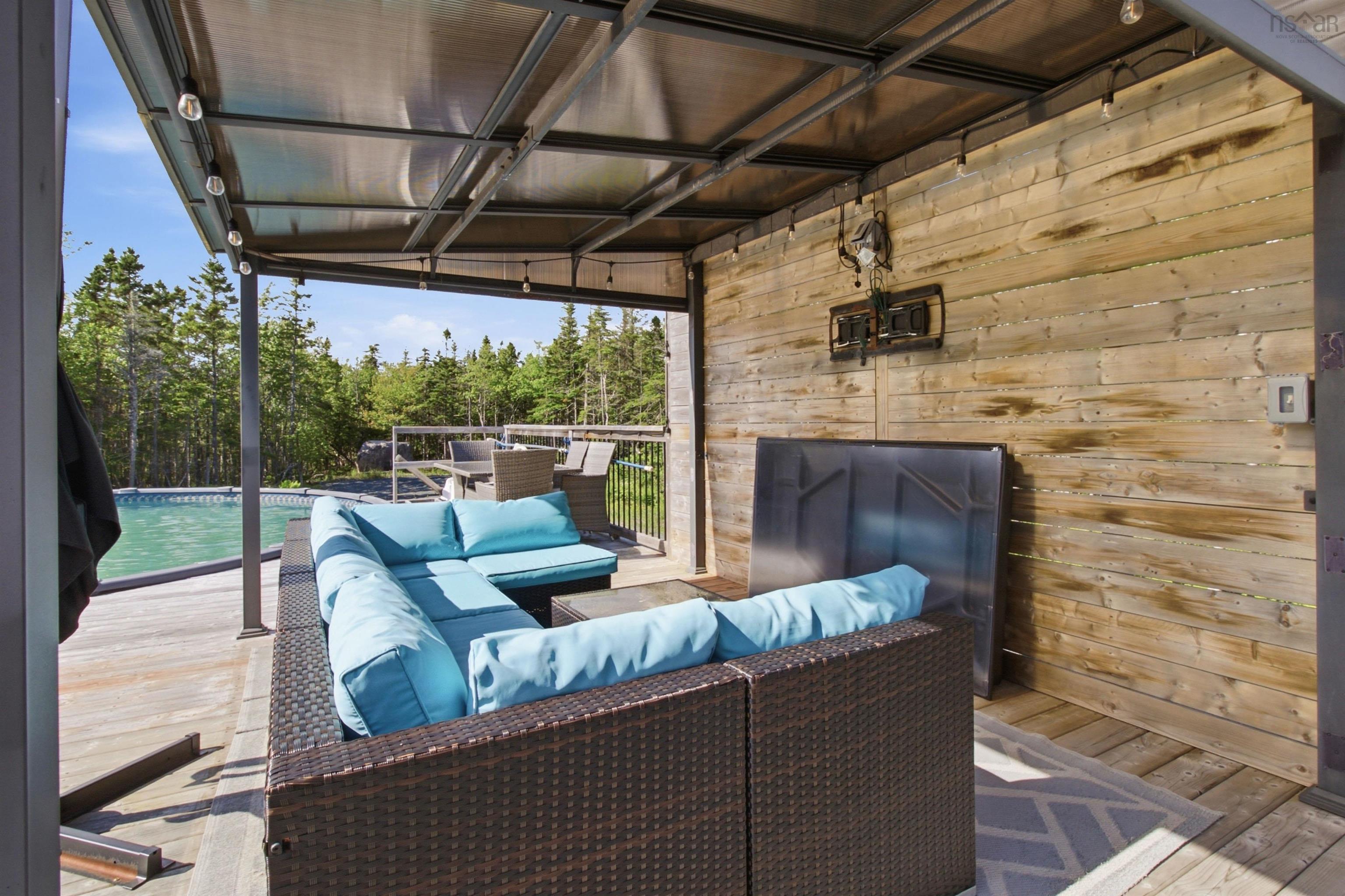 $689,900.00: 173 Portovista Drive, Portuguese Cove