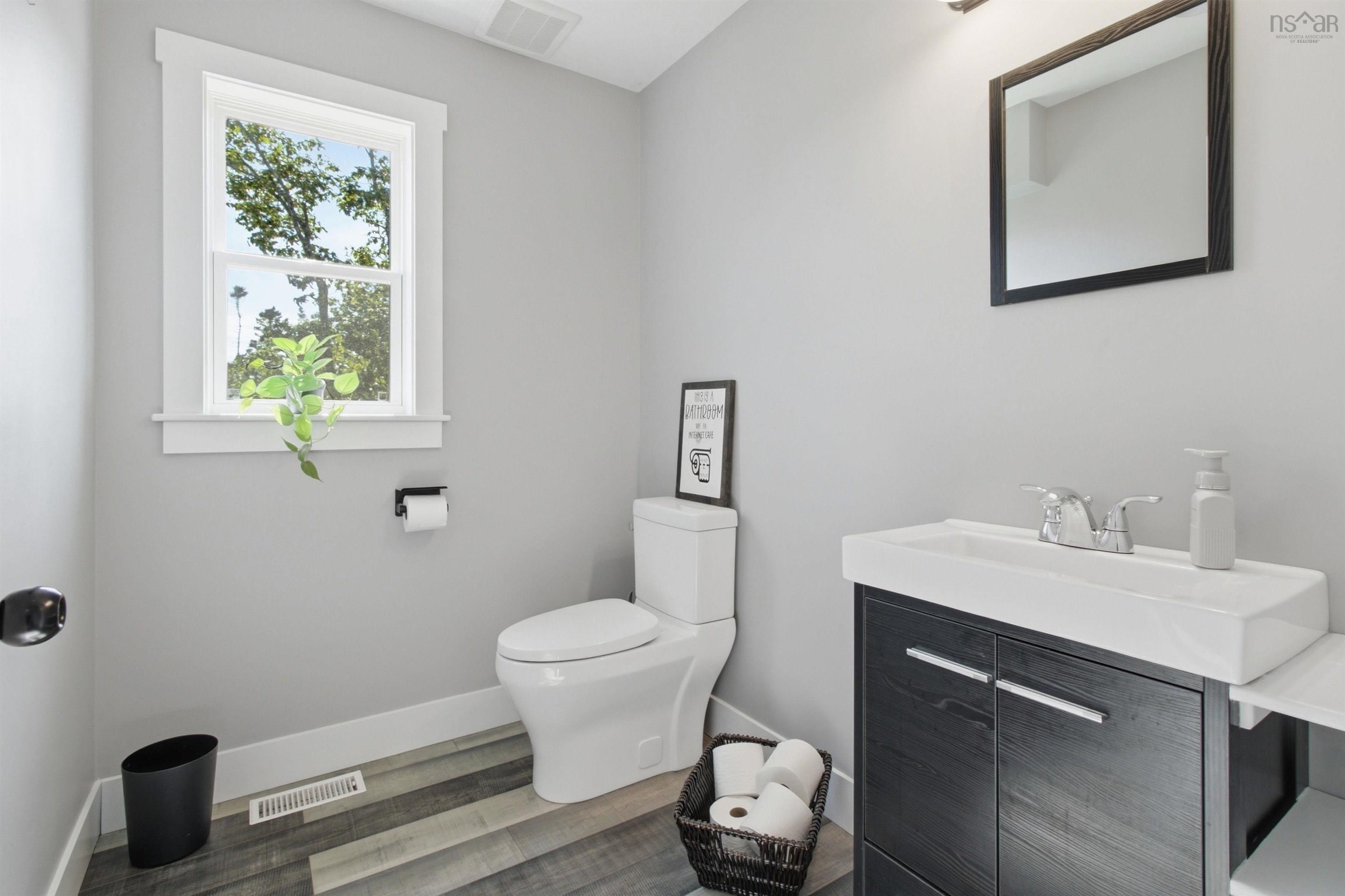 $689,900.00: 173 Portovista Drive, Portuguese Cove