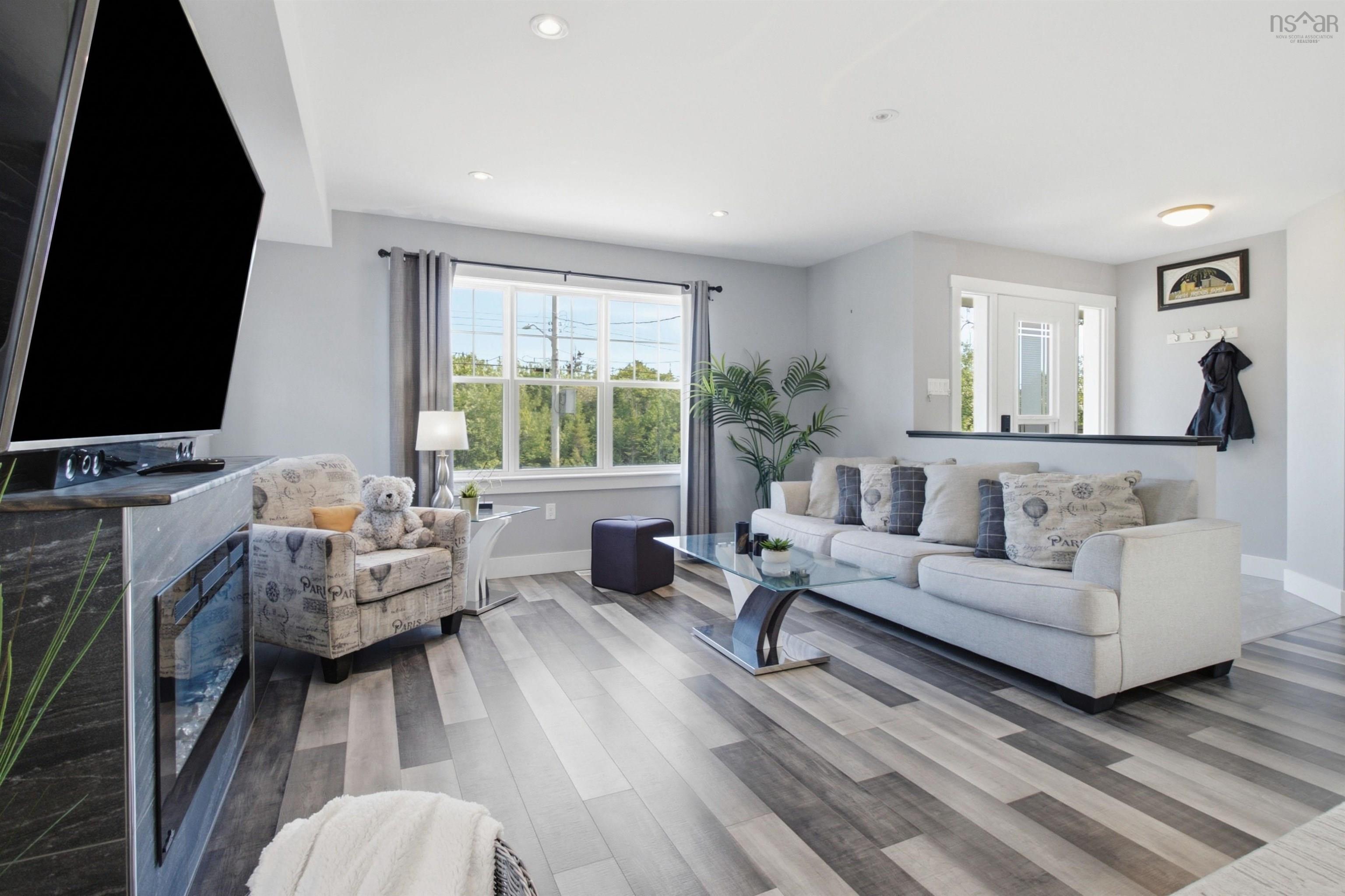 $689,900.00: 173 Portovista Drive, Portuguese Cove