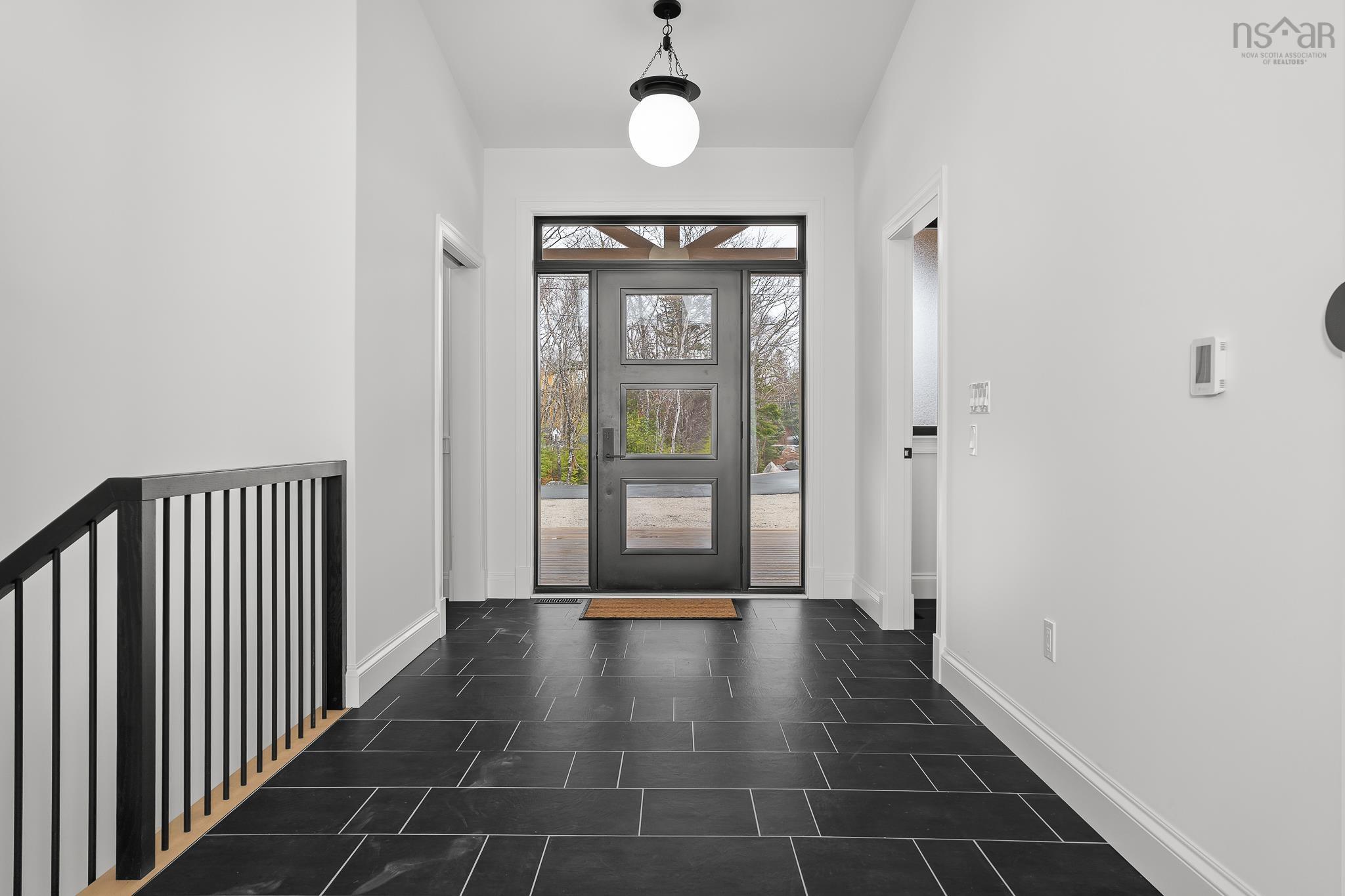 $2,474,000.00: 23 Anchors Way, East River Point