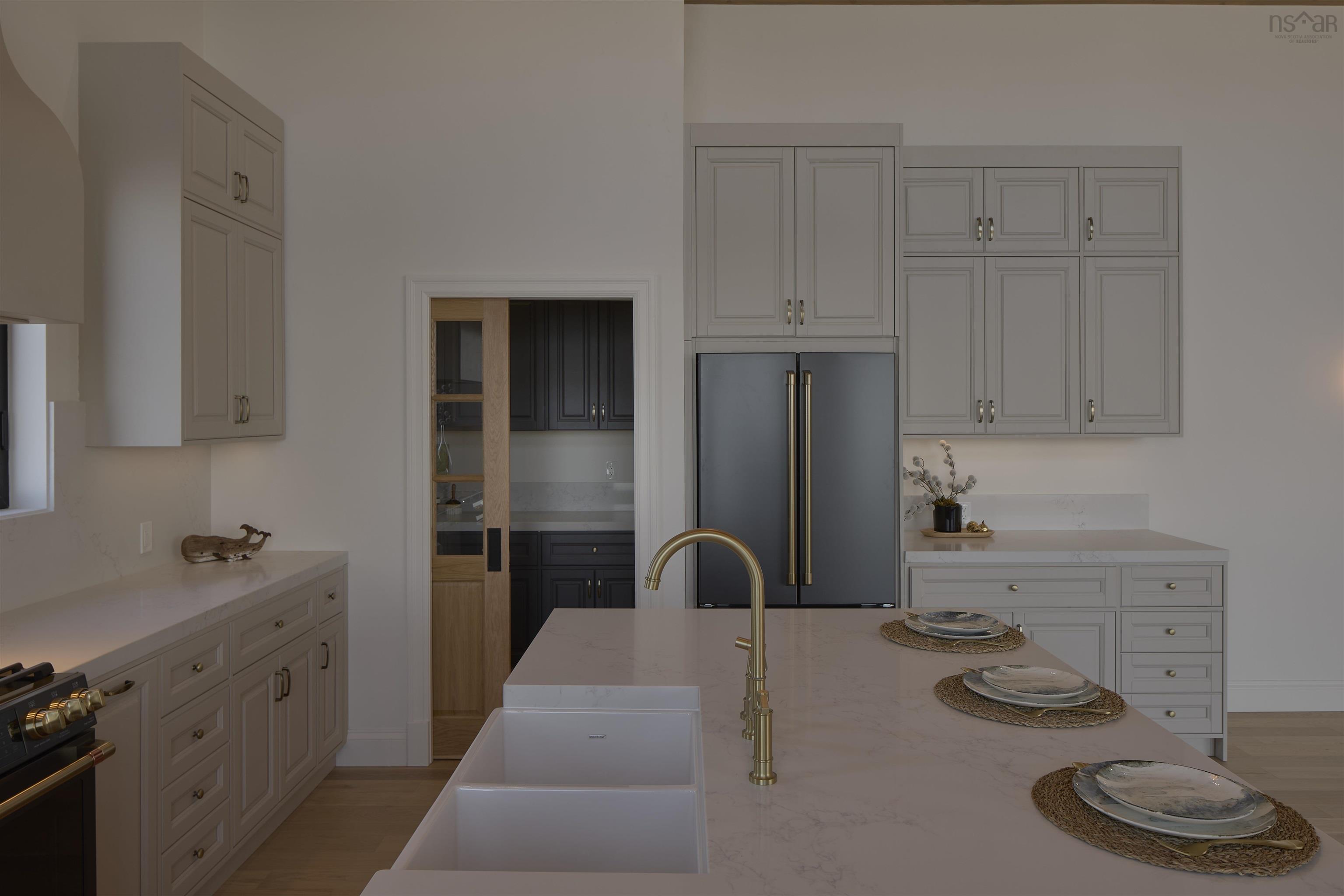 $2,474,000.00: 23 Anchors Way, East River Point