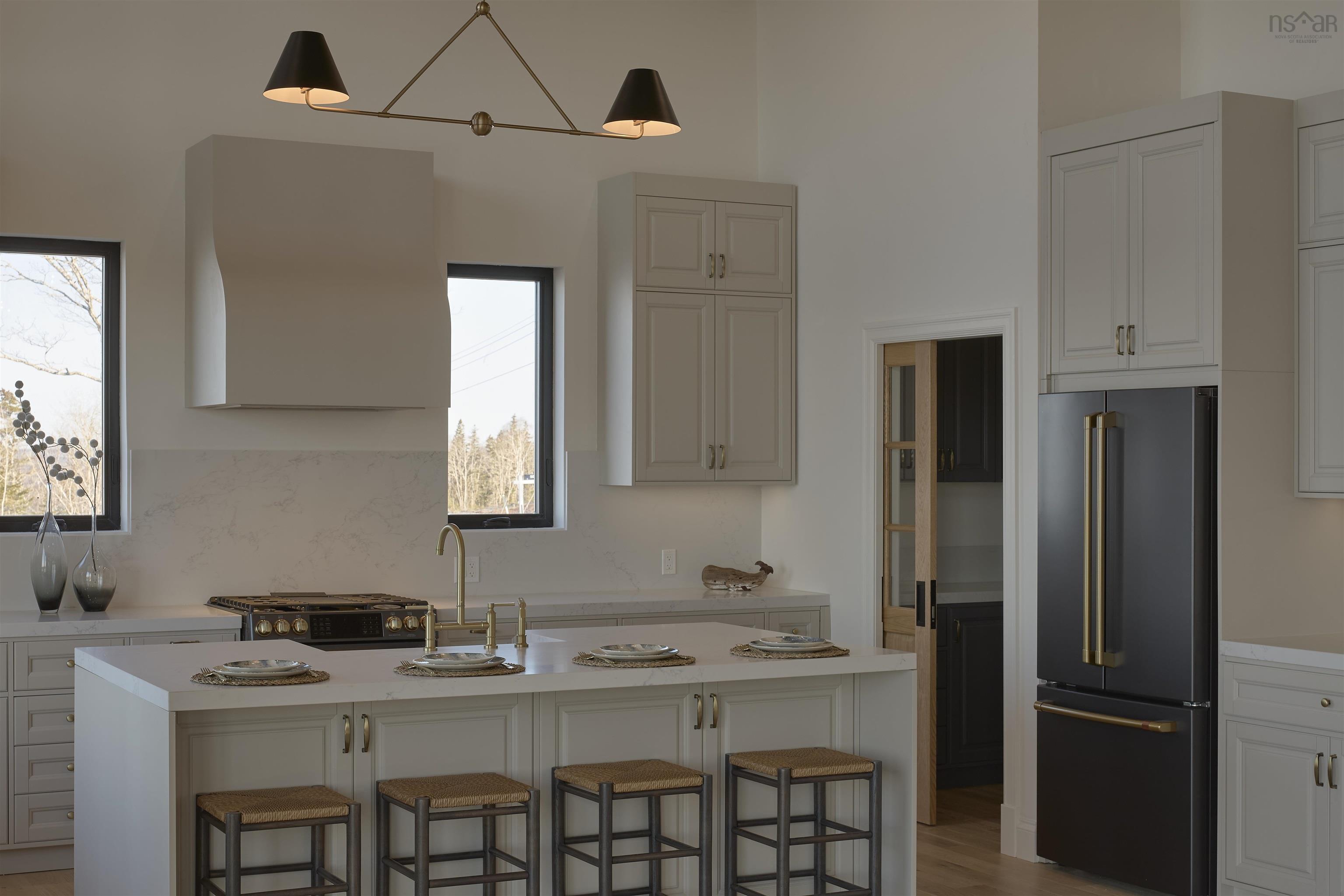 $2,474,000.00: 23 Anchors Way, East River Point