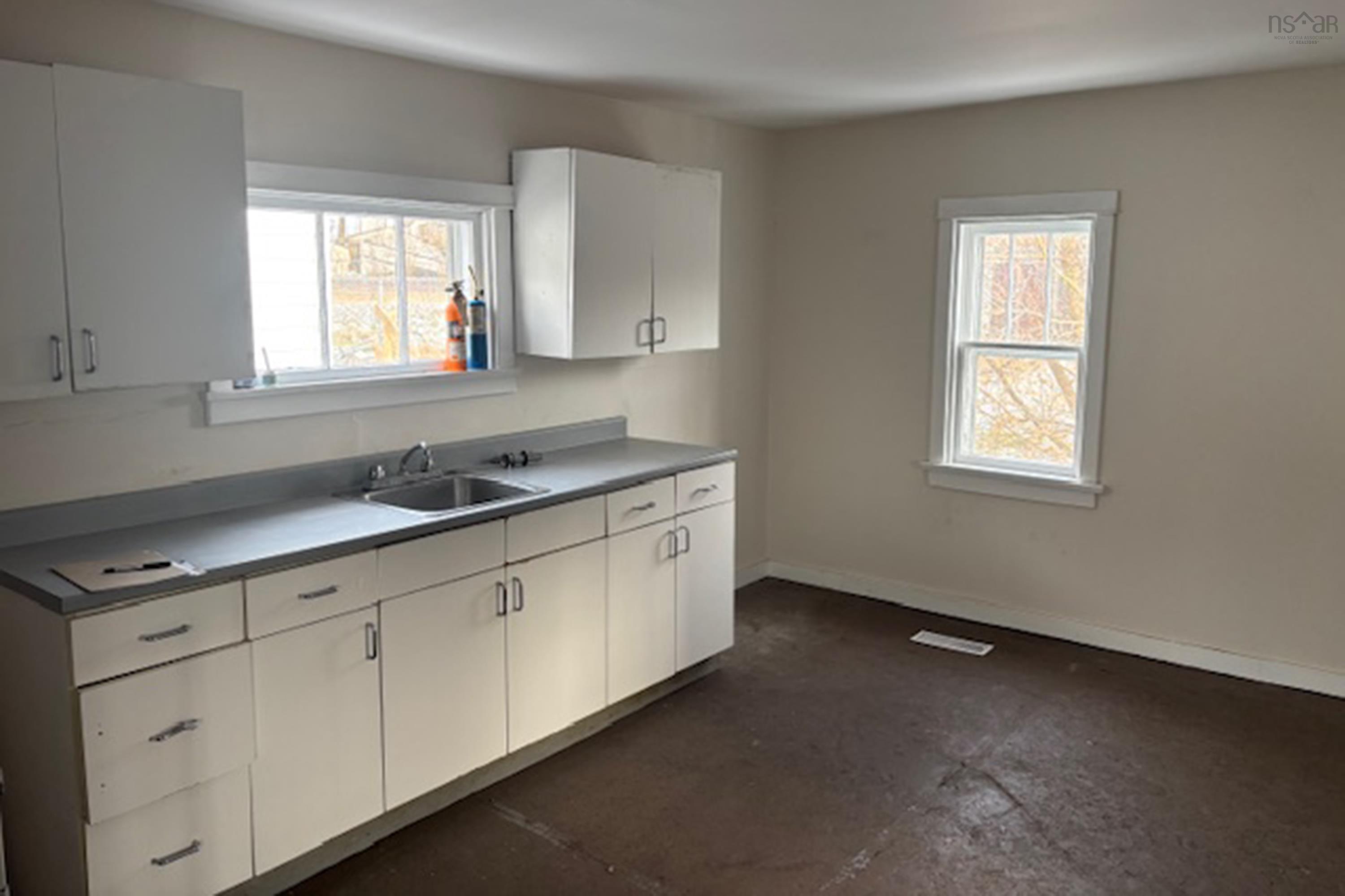 $139,900.00: 20 Park Street, Amherst