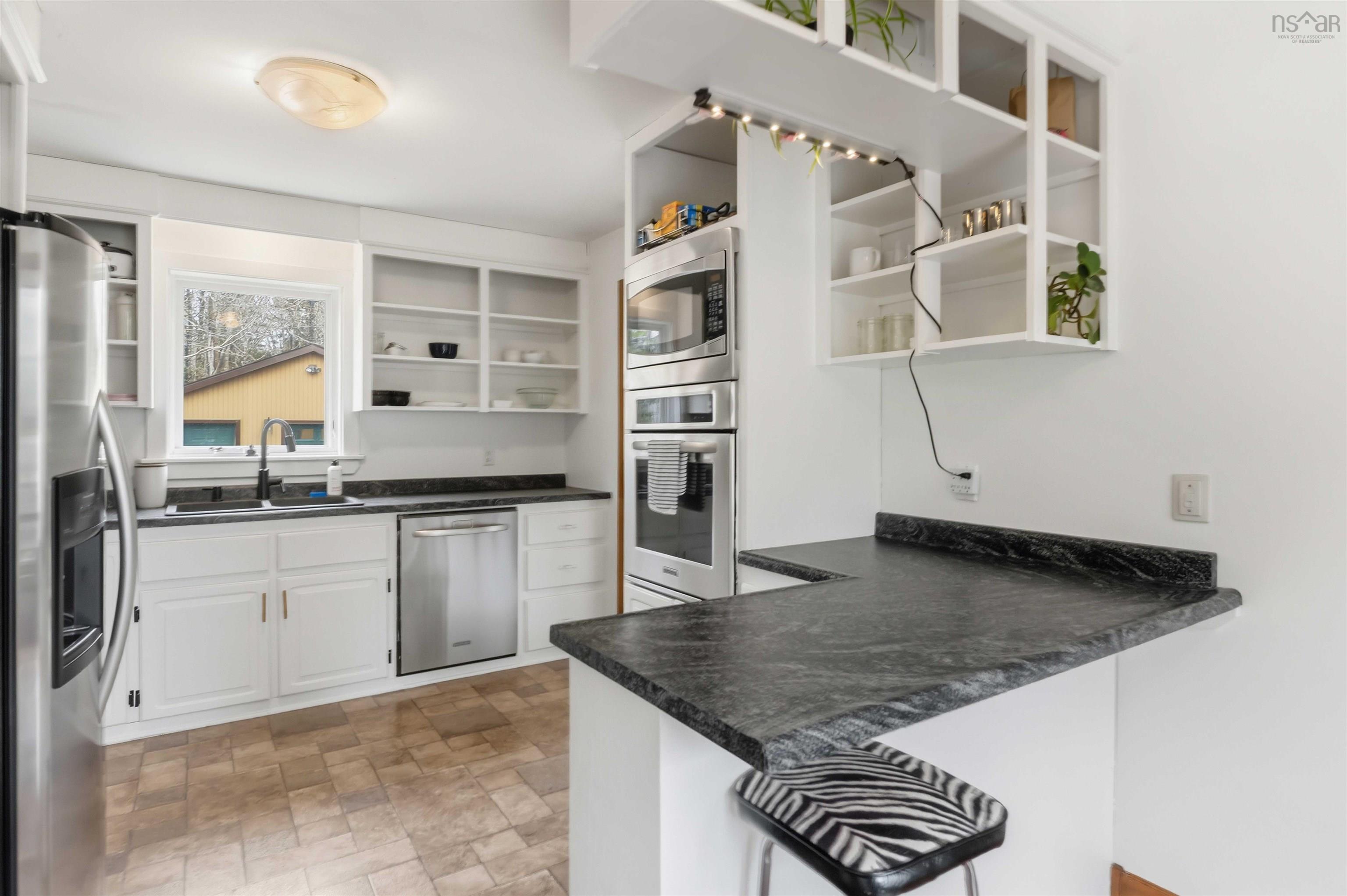 $399,900.00: 44 Bluenose Drive, Bay View