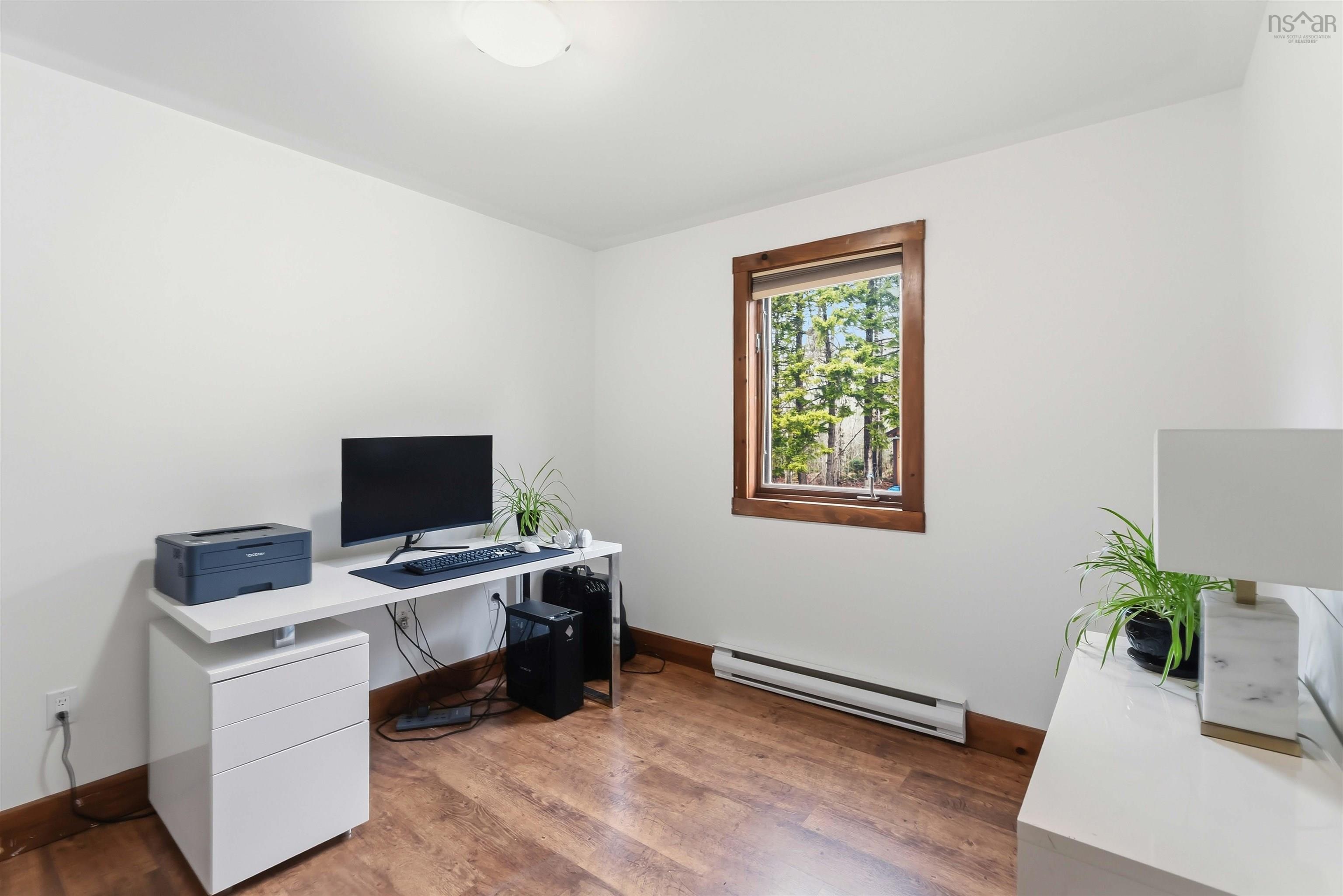 $399,900.00: 44 Bluenose Drive, Bay View