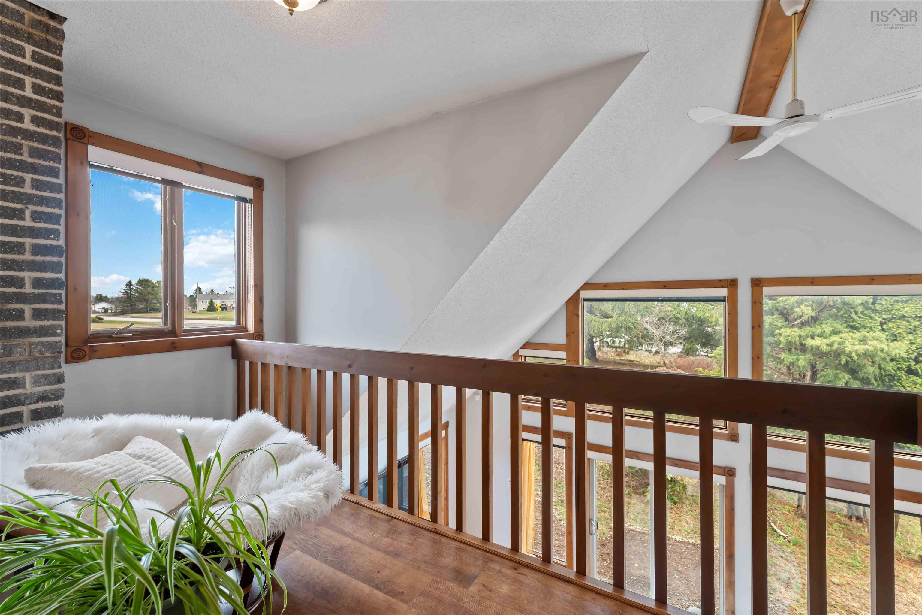 $399,900.00: 44 Bluenose Drive, Bay View