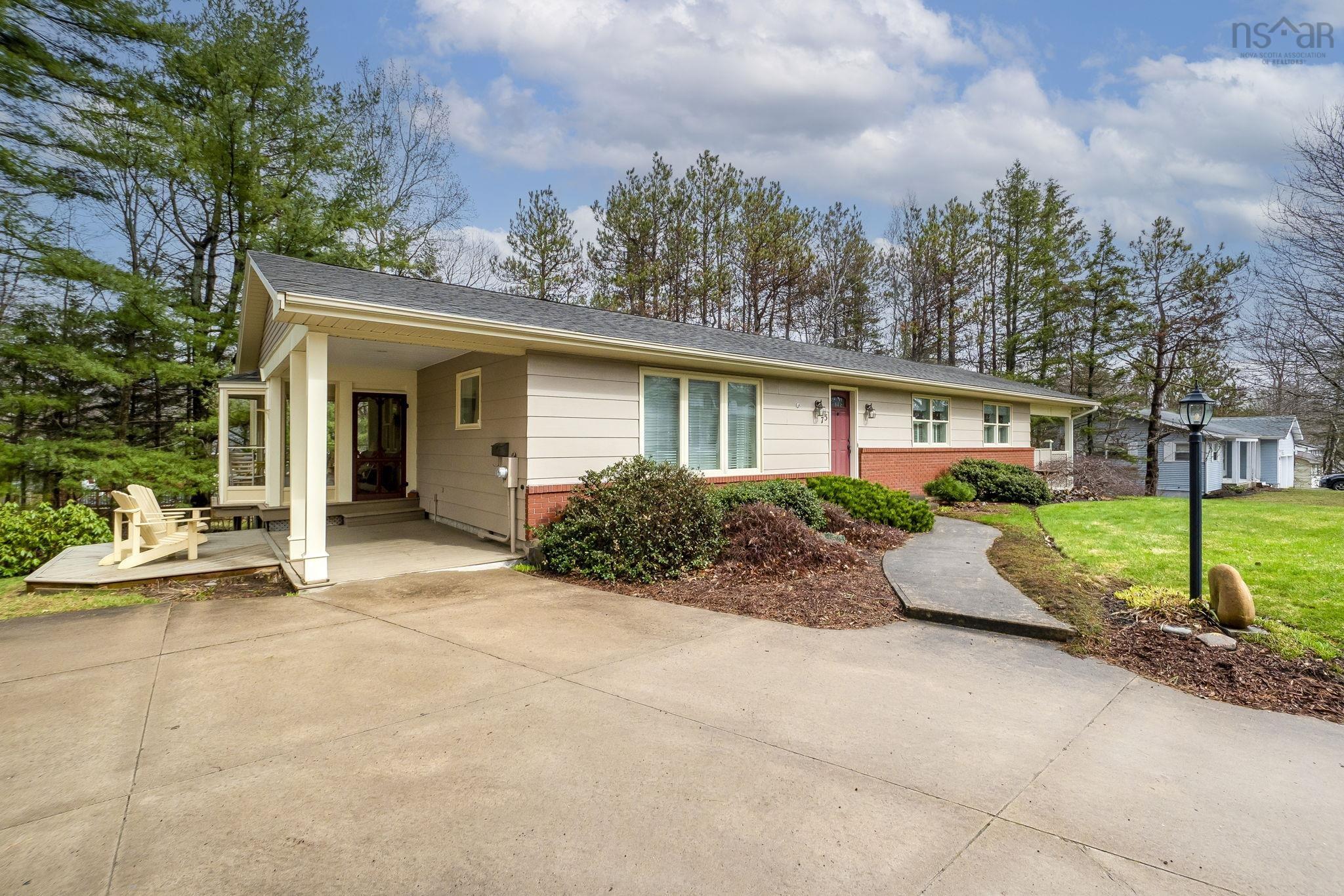 75 Duncan Avenue, Kentville, NS (MLS® 202608069)