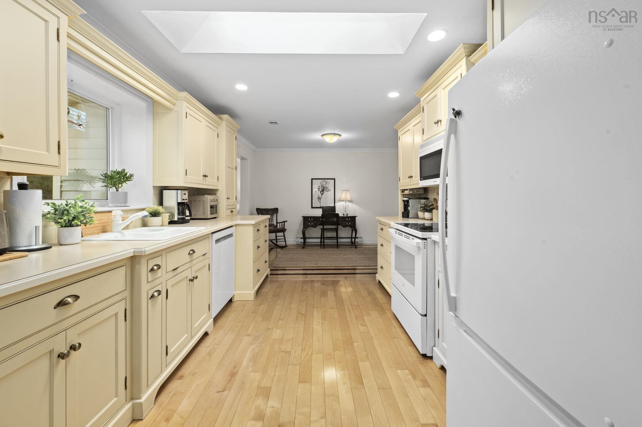 $575,000.00: 75 Duncan Avenue, Kentville