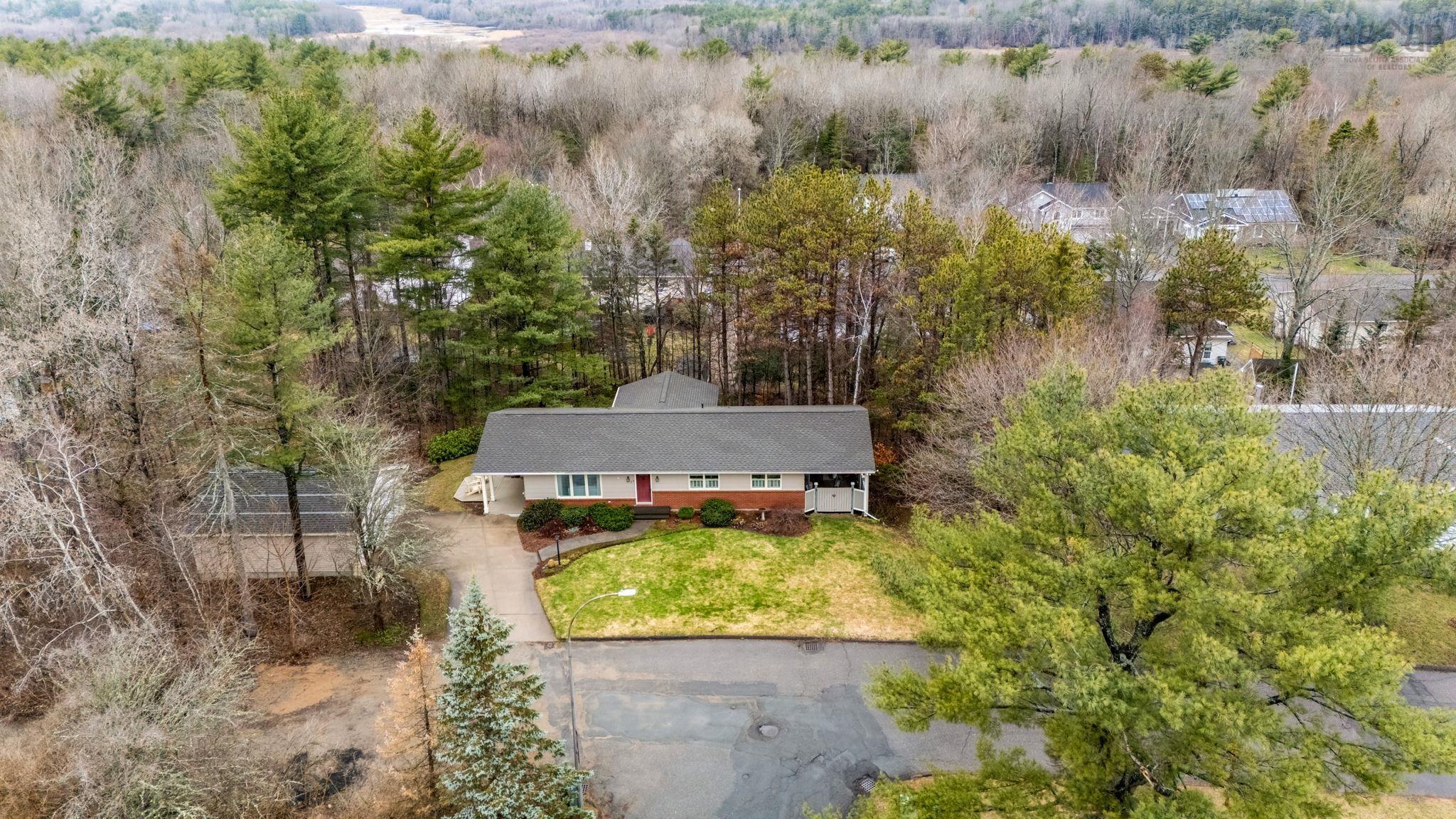 $575,000.00: 75 Duncan Avenue, Kentville