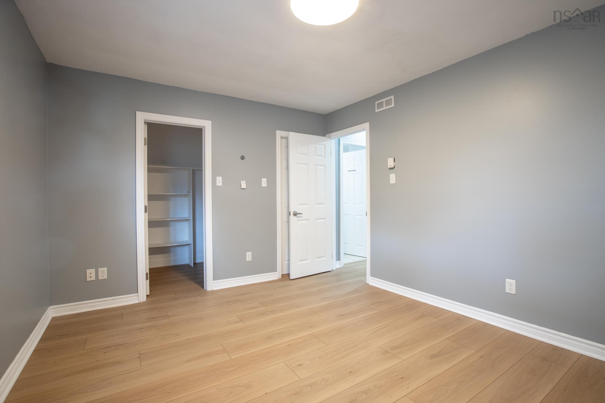 40 Roy Crescent, Bedford, NS (MLS 202608078)