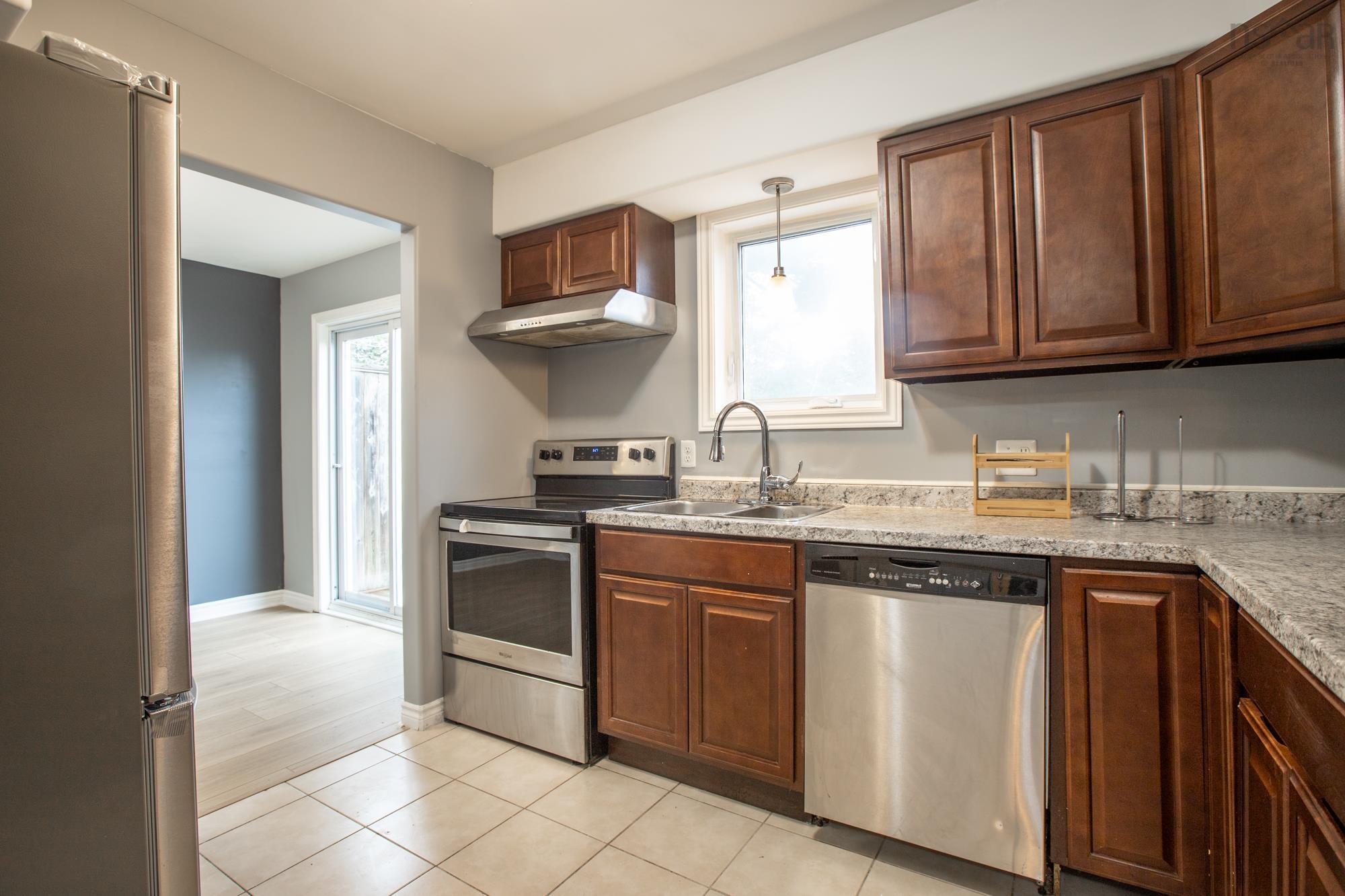 40 Roy Crescent, Bedford, NS (MLS 202608078)