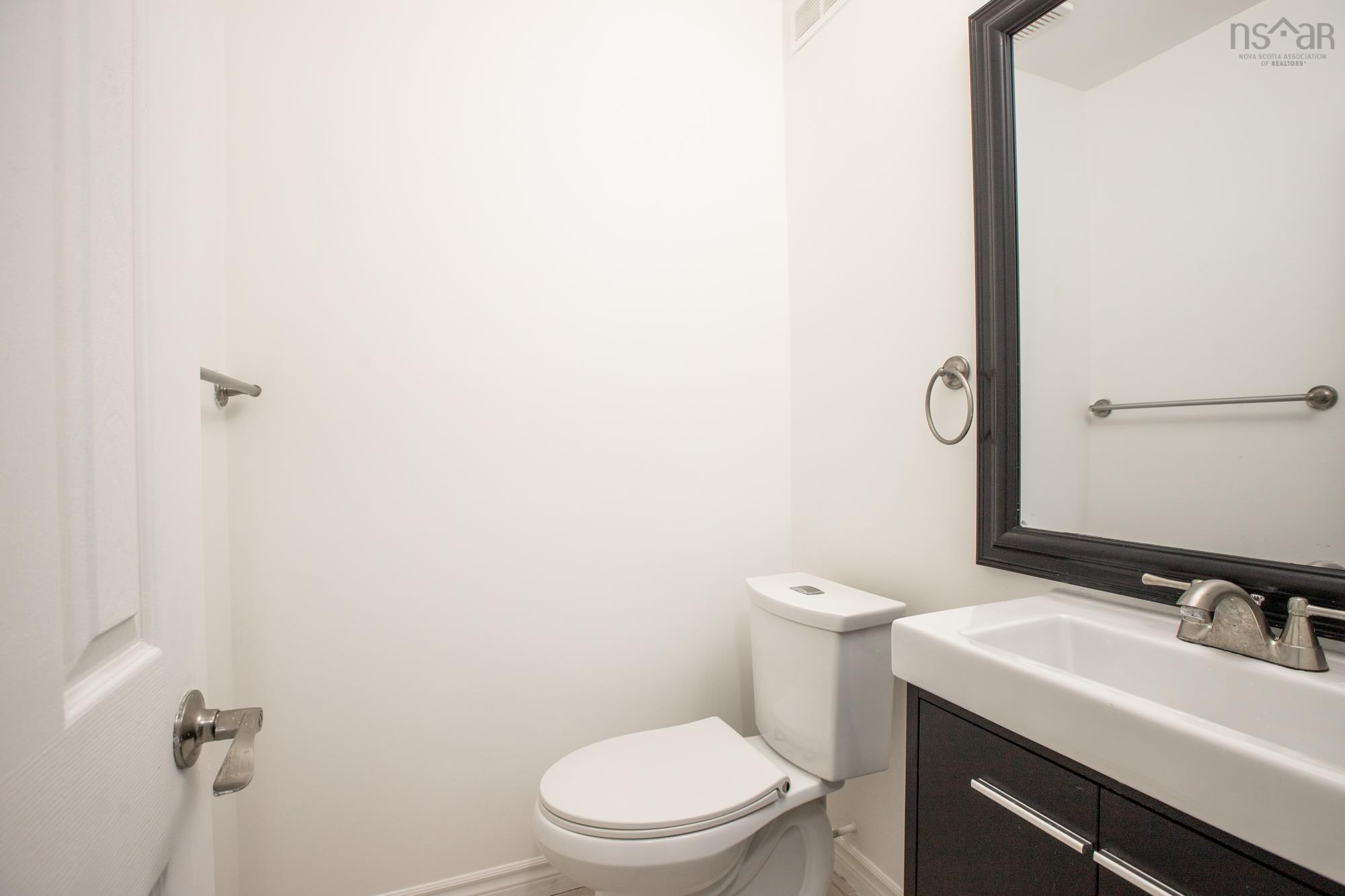 40 Roy Crescent, Bedford, NS (MLS 202608078)