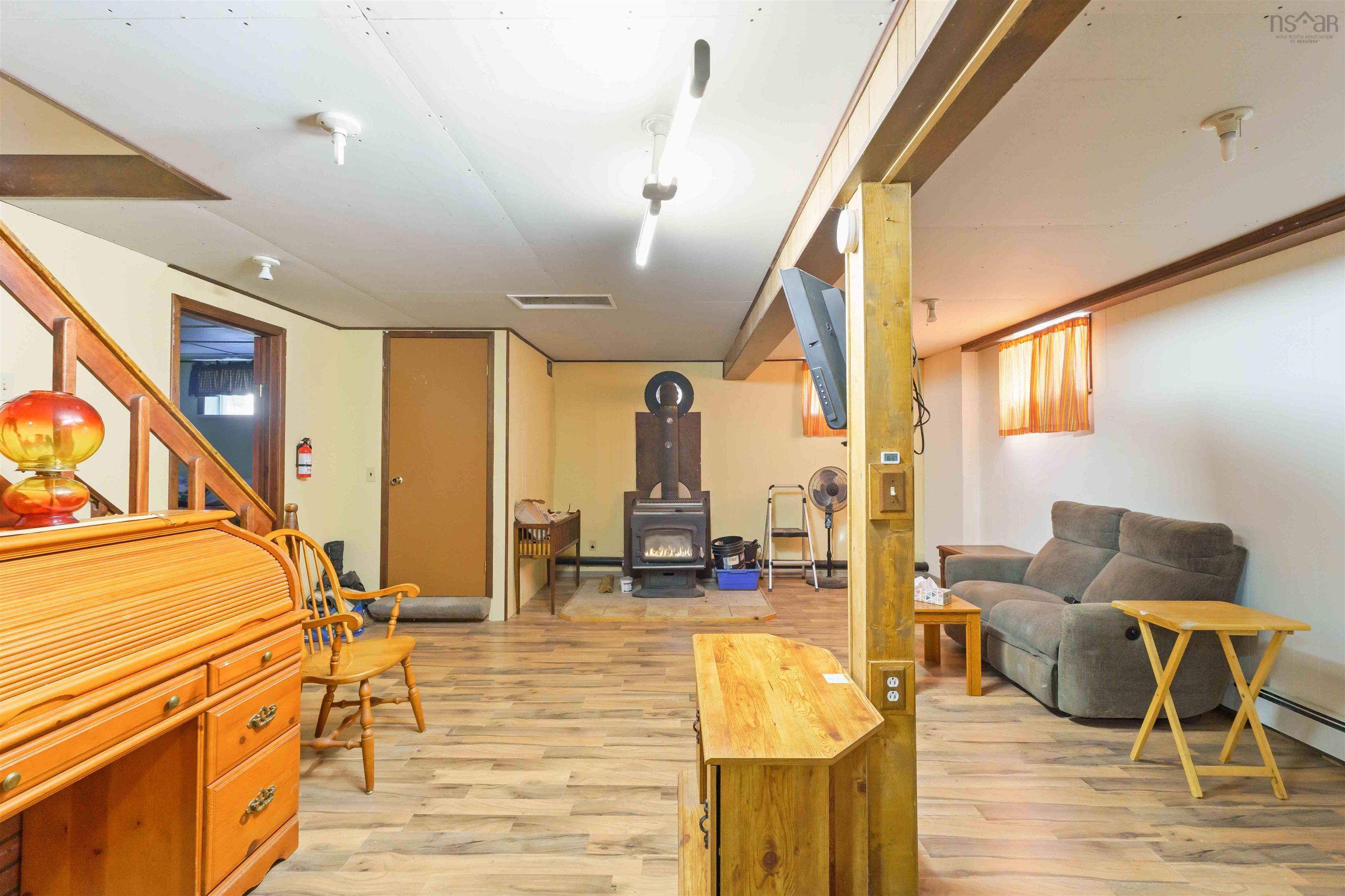 $474,900.00: 515 Highway 360, Somerset